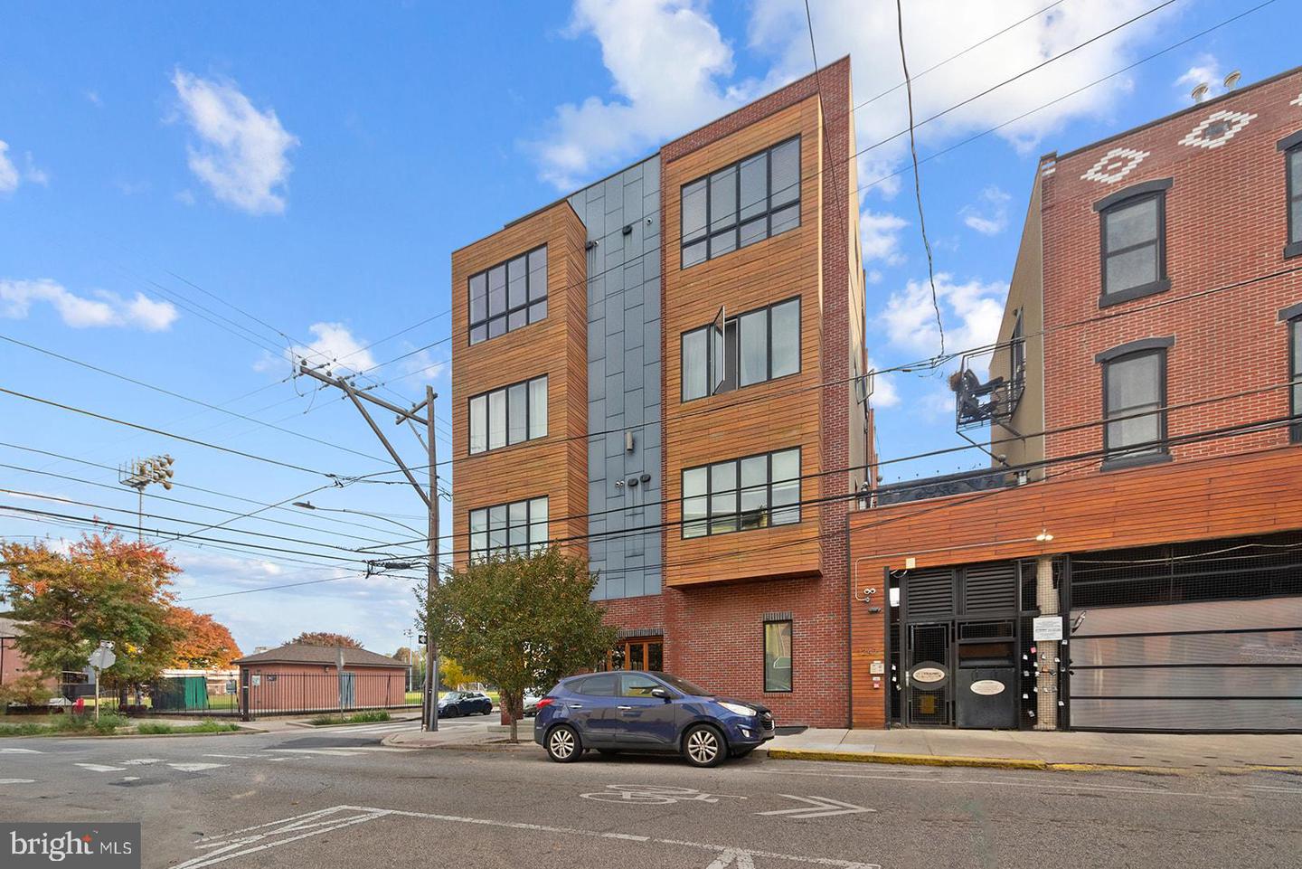 1247 E Columbia Ave #26