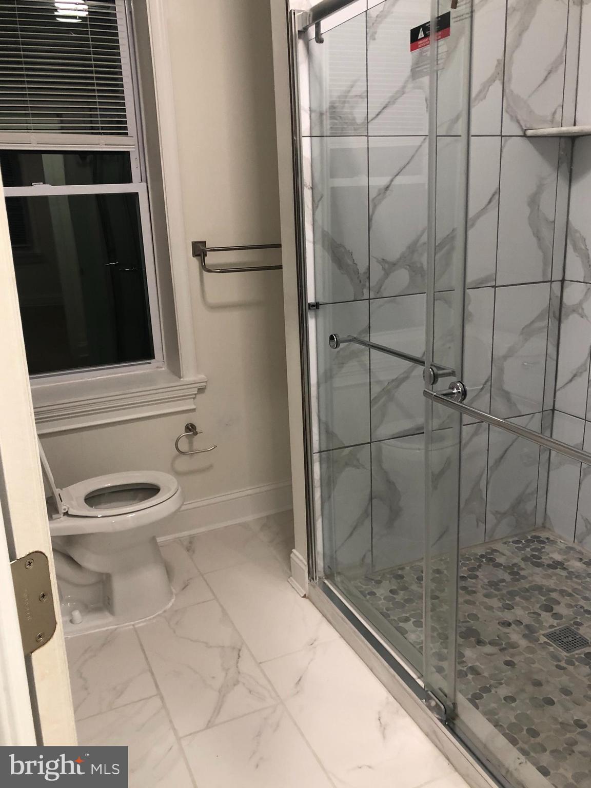 1706 Marshall St N #2