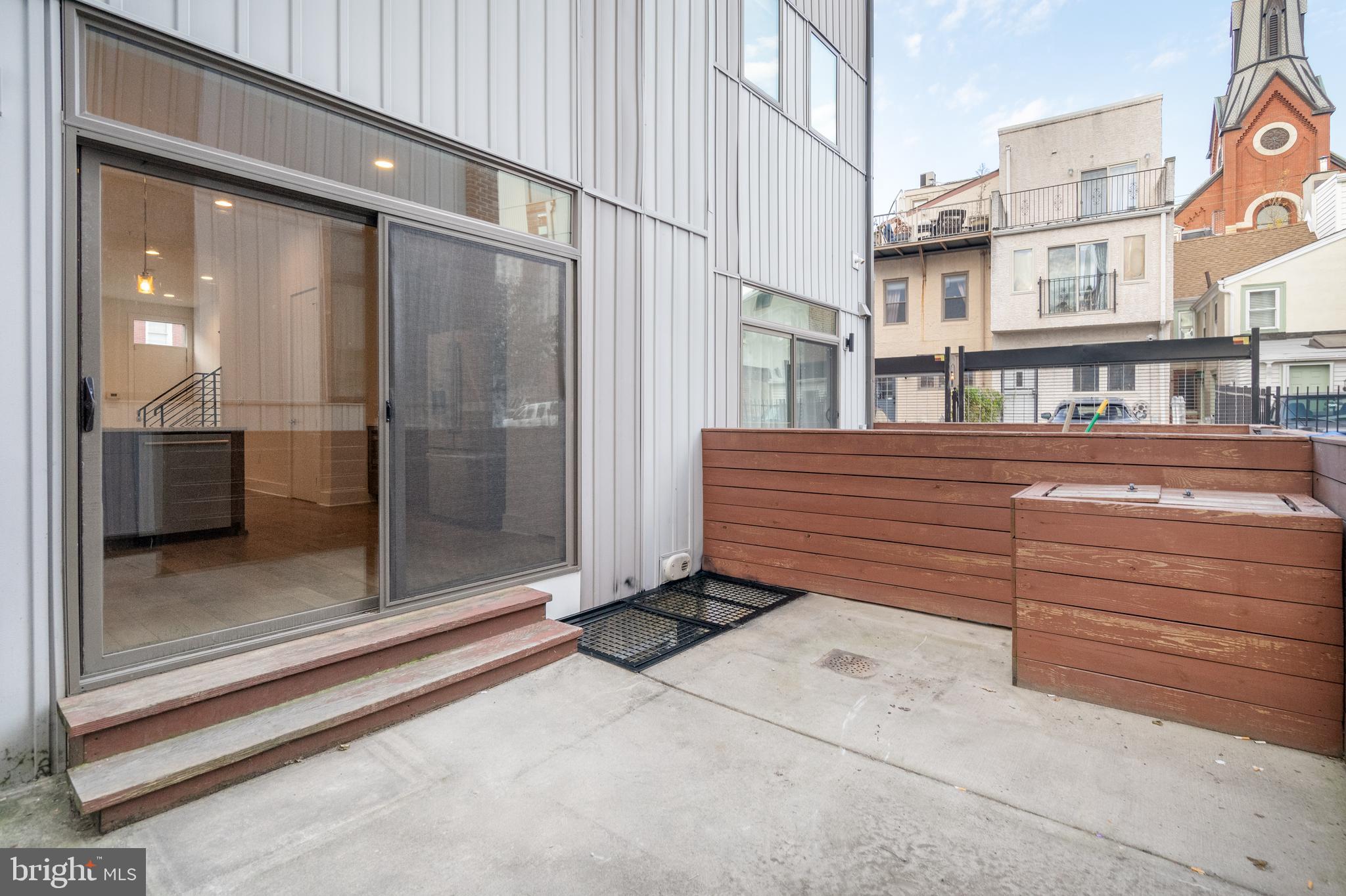 623 N 4th St