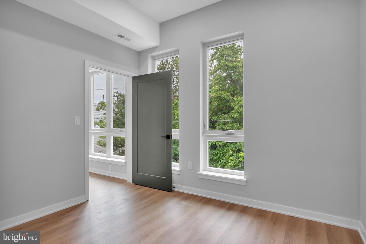 1625 W Thompson St #Penthouse