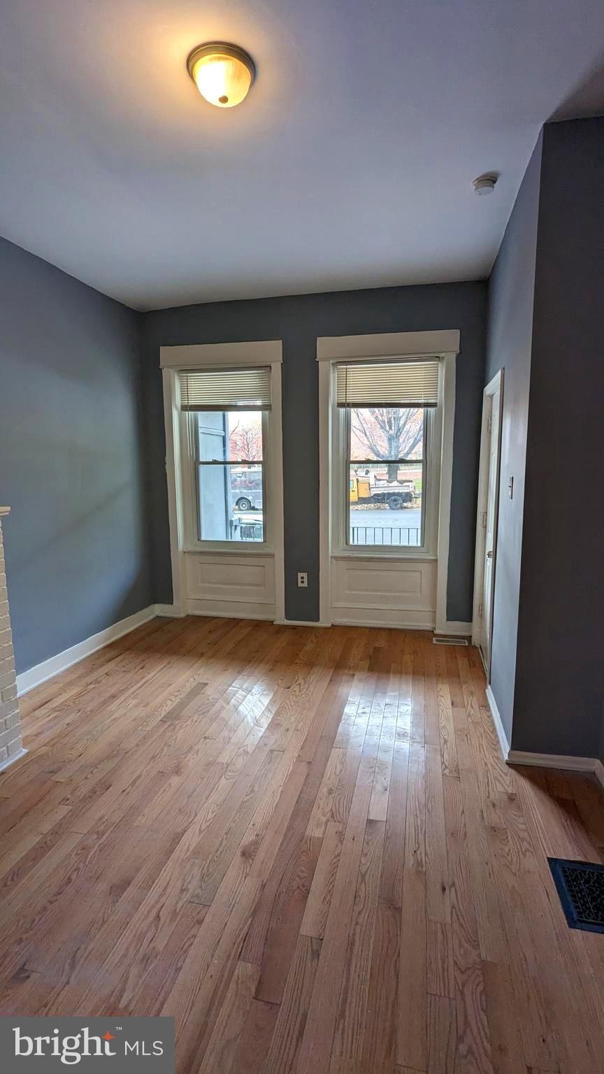 3329 Ridge Ave #1