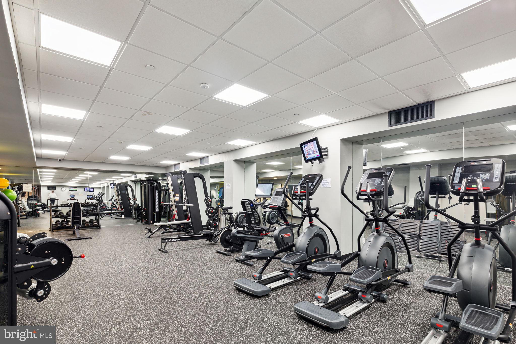2601 Pennsylvania Ave #643