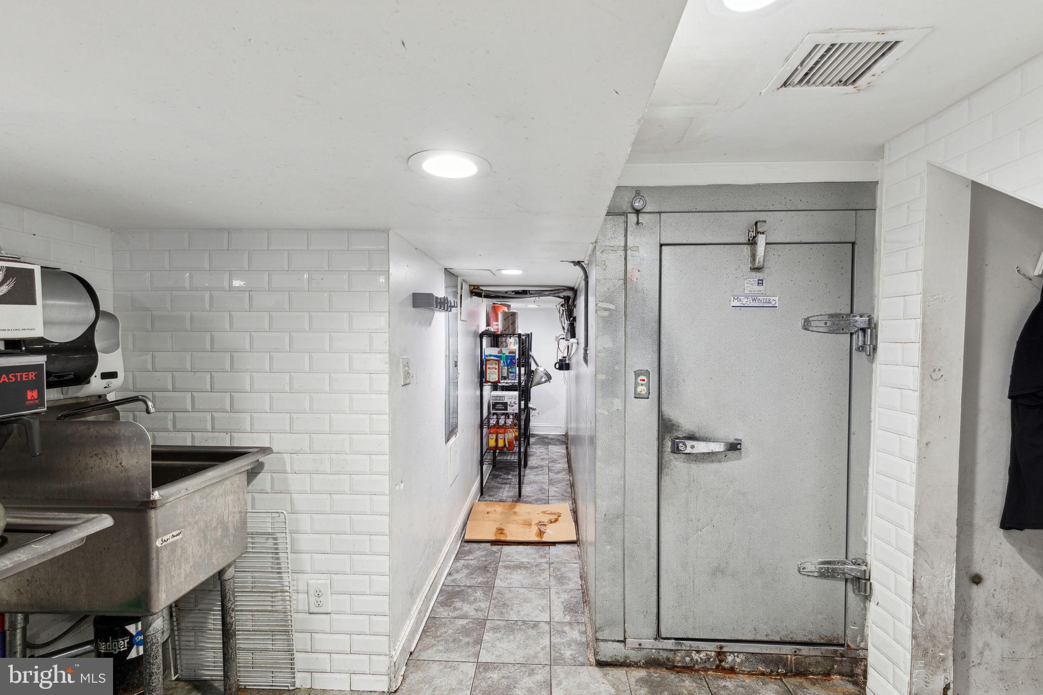 1519 Spring Garden St