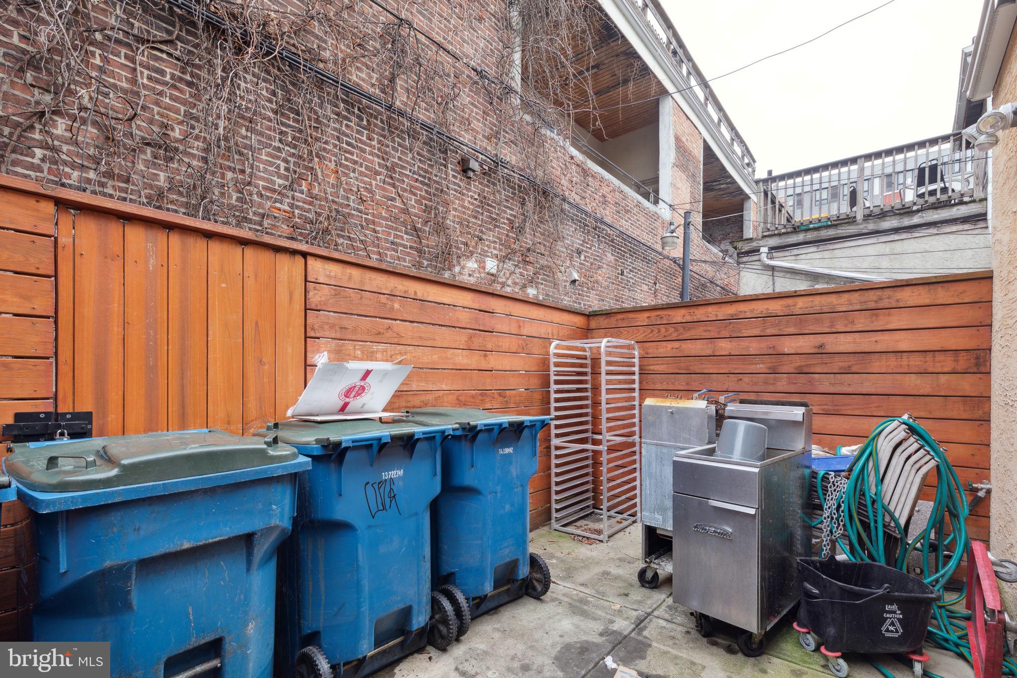 1519 Spring Garden St