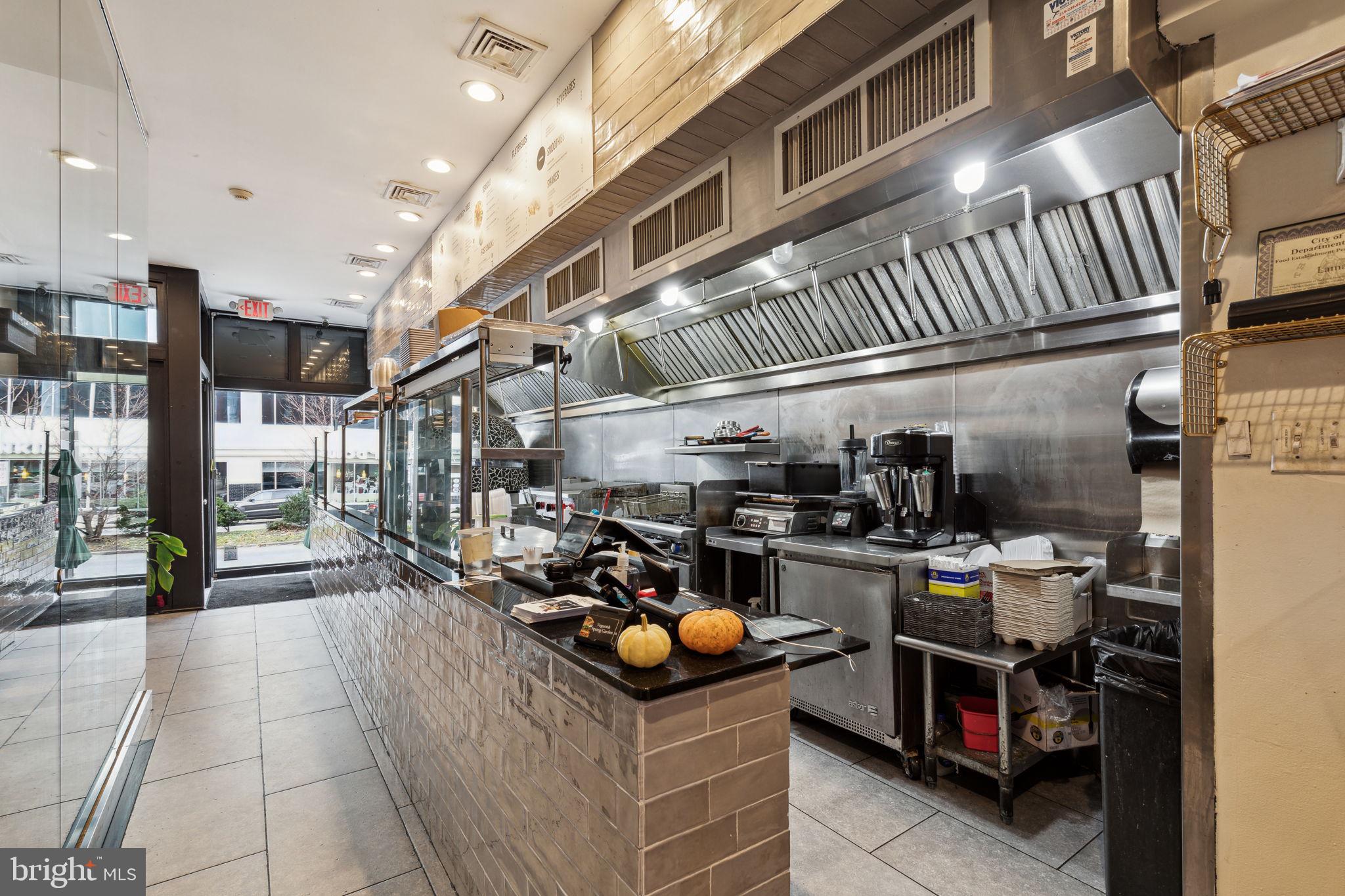 1519 Spring Garden St