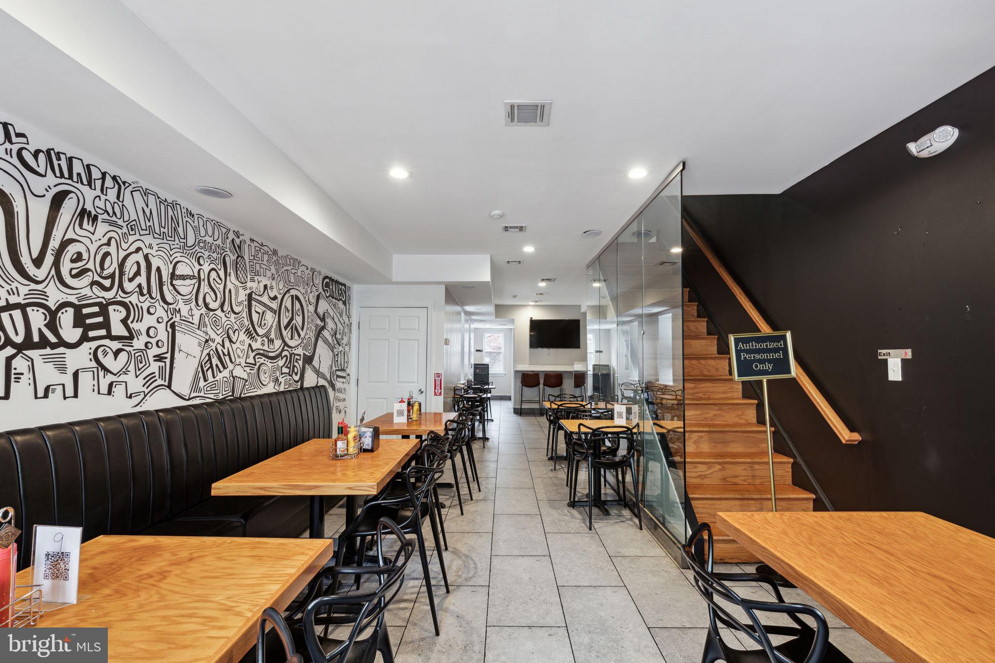 1519 Spring Garden St