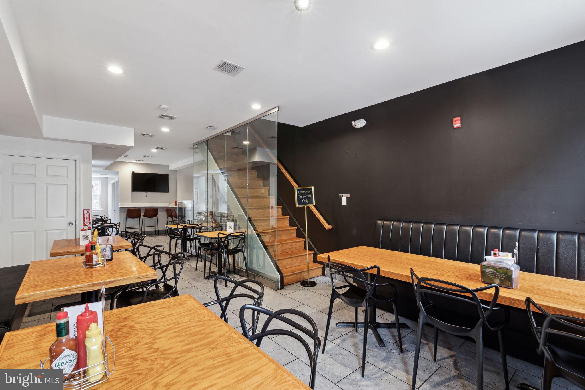 1519 Spring Garden St