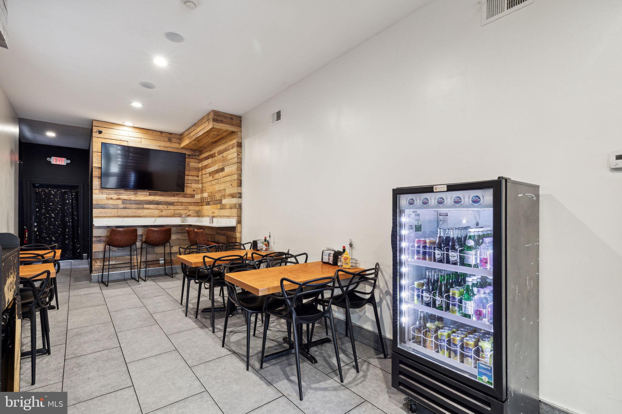 1519 Spring Garden St