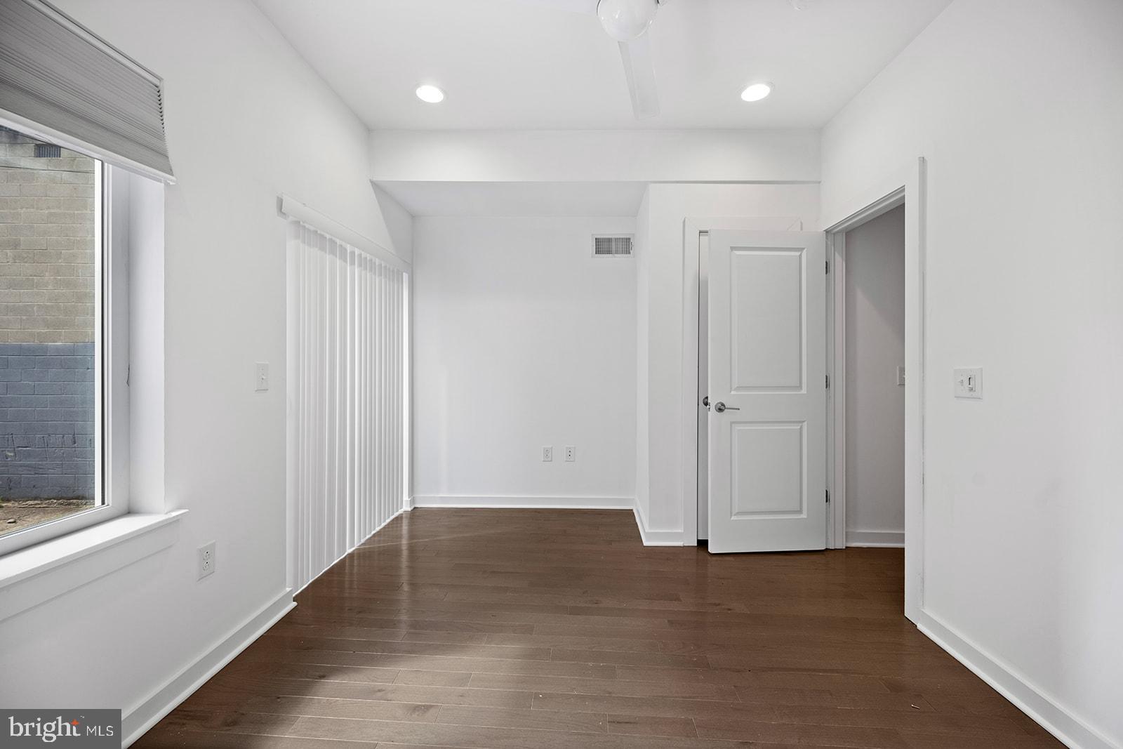 159 E ALLEN ST #5