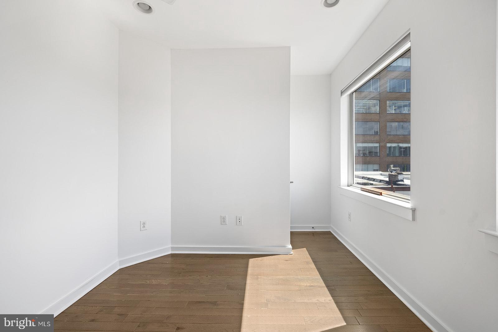 159 E ALLEN ST #5