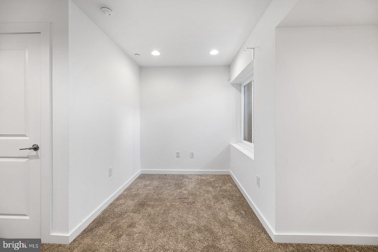 159 E ALLEN ST #5