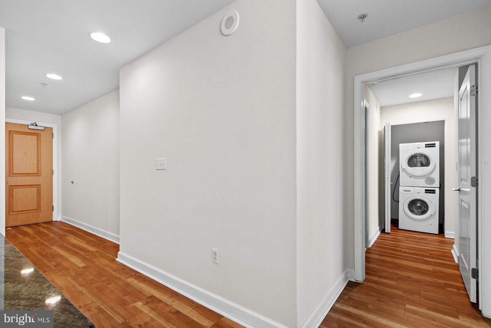 901 N PENN ST #F708