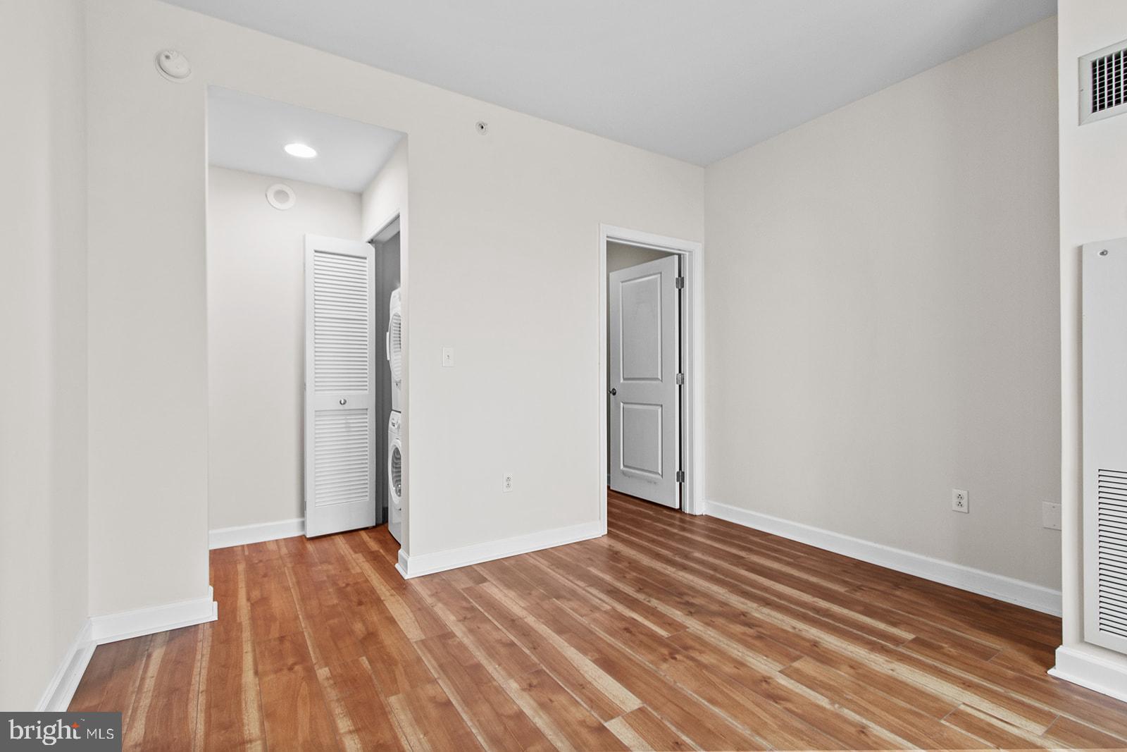 901 N PENN ST #F708