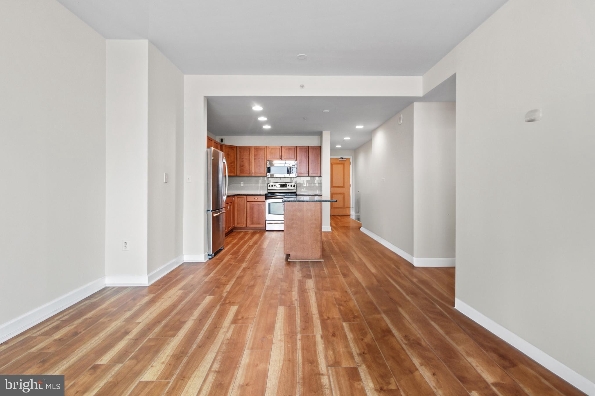 901 N PENN ST #F708