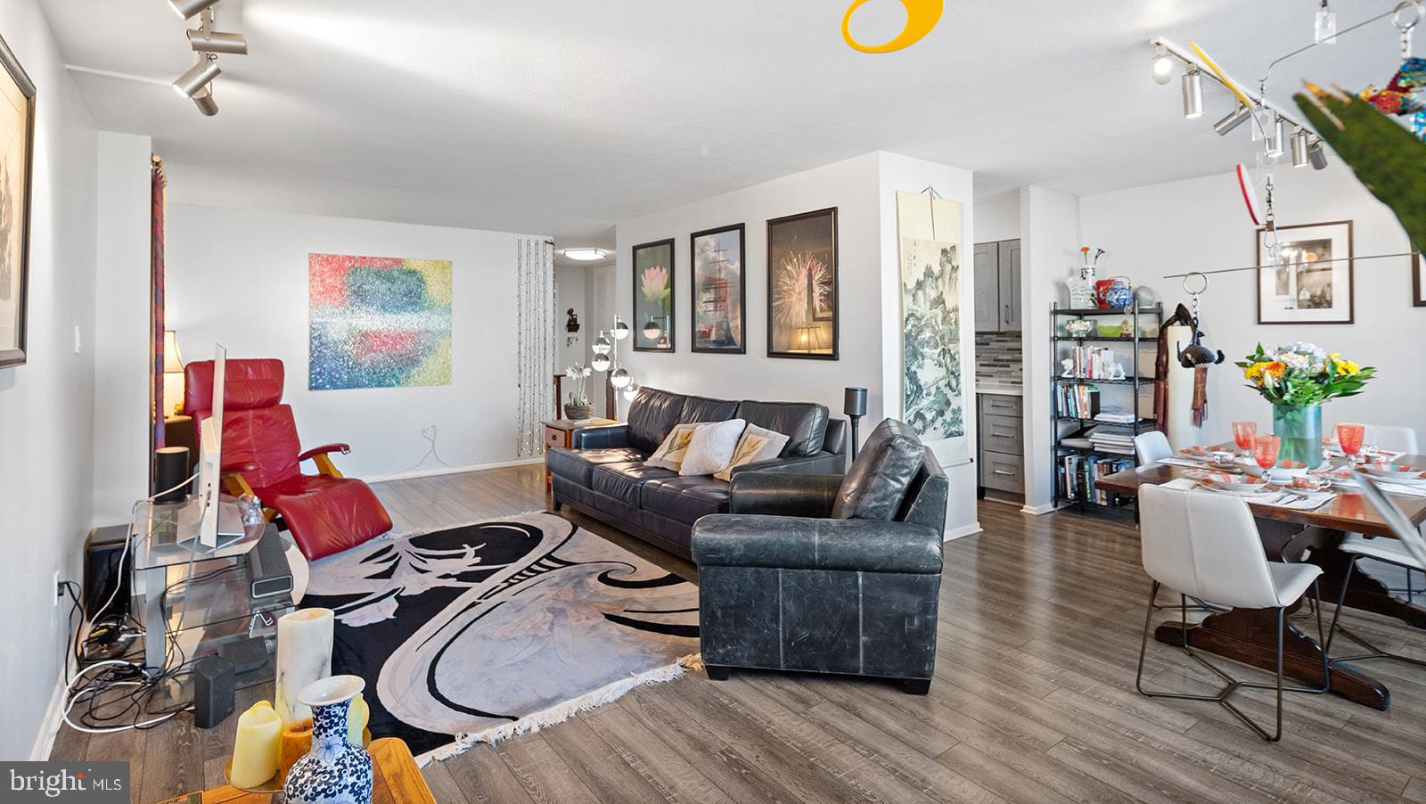 1901 John F Kennedy Blvd #1901