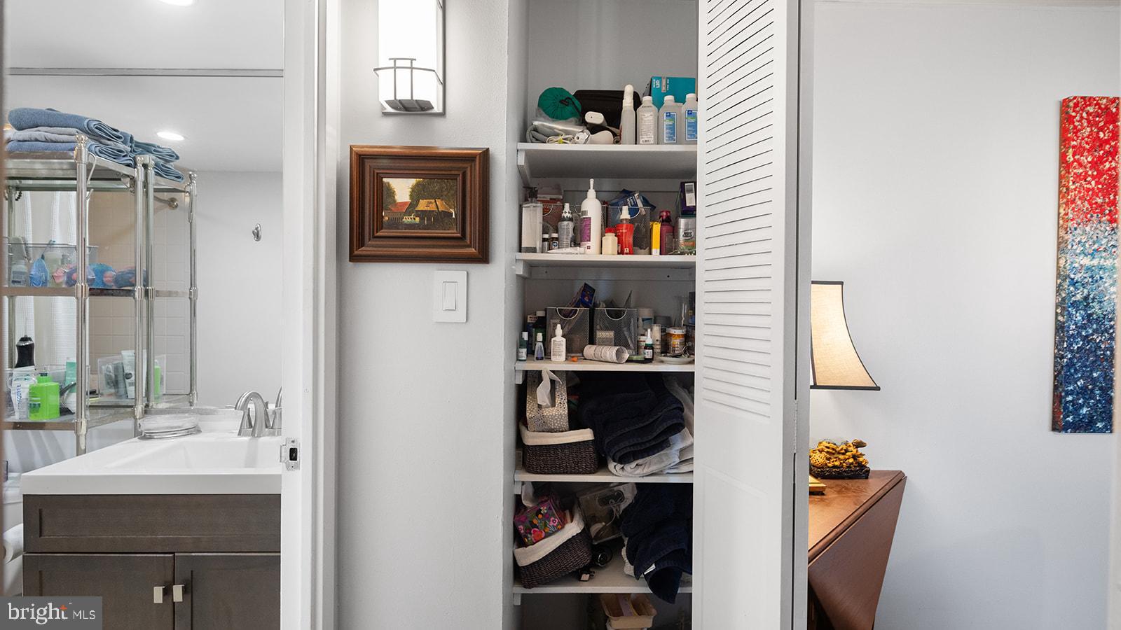 1901 John F Kennedy Blvd #1901