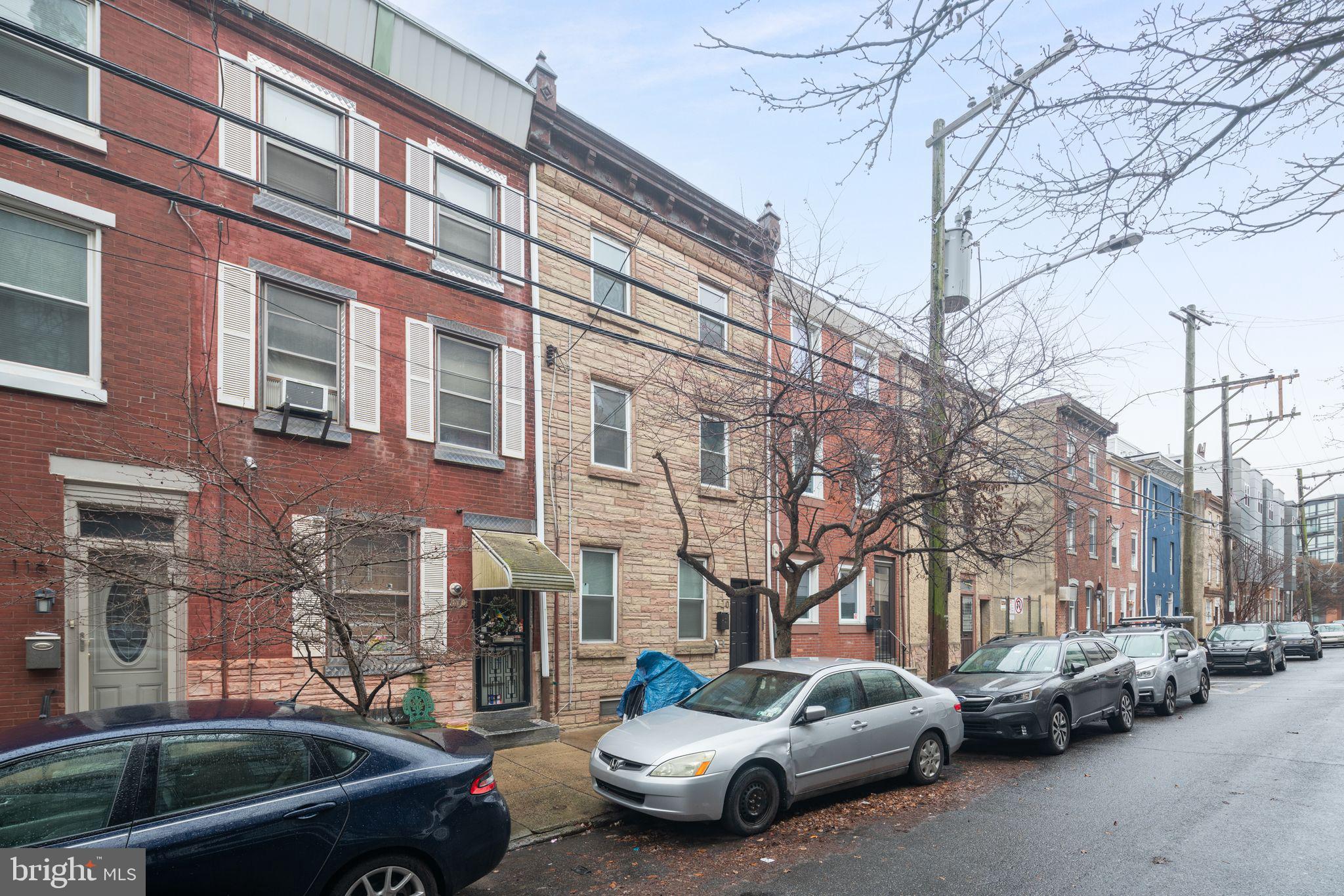 120 W Wildey St