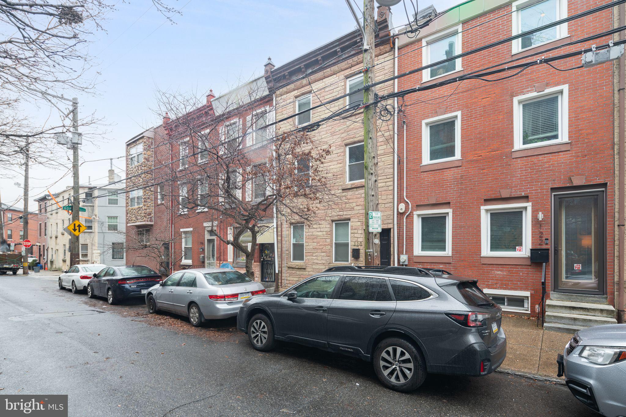 120 W Wildey St