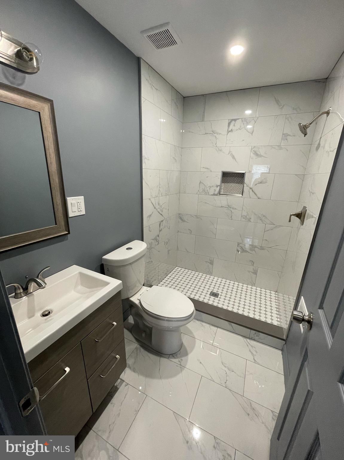 1612 Cecil B Moore Ave