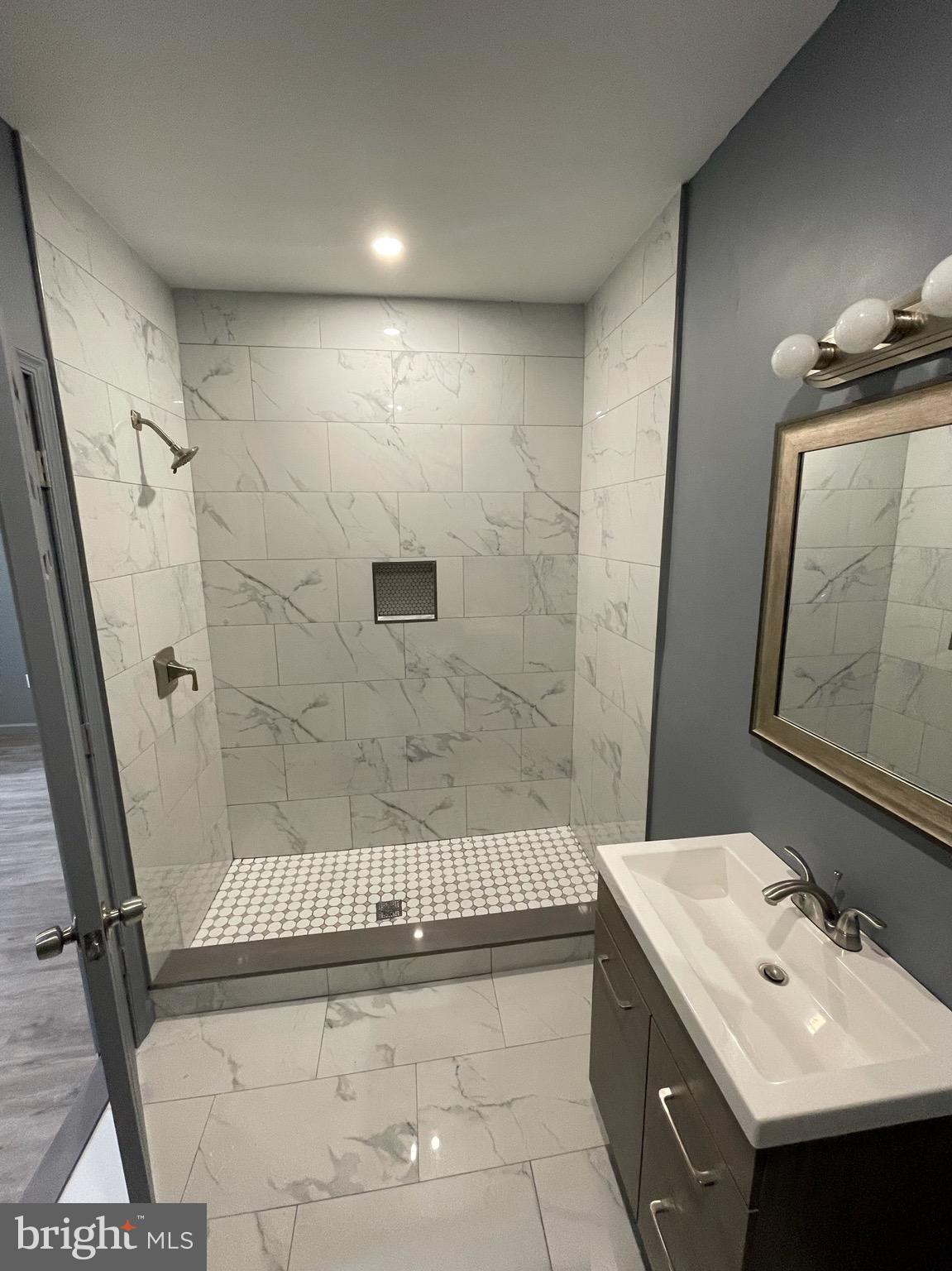 1612 Cecil B Moore Ave