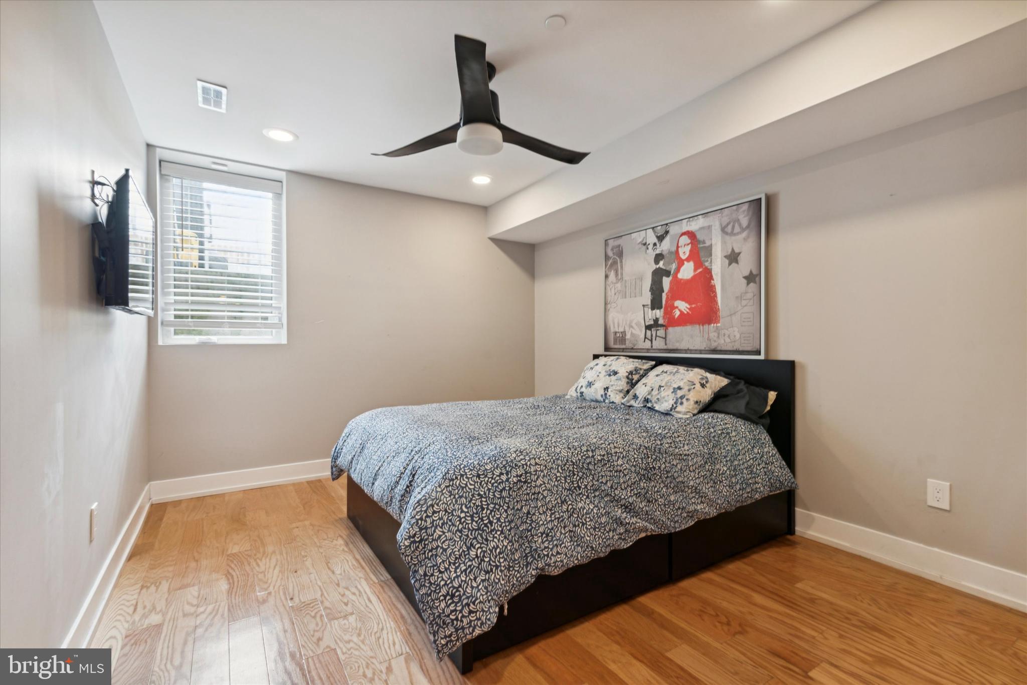 2711 W Jefferson St #1