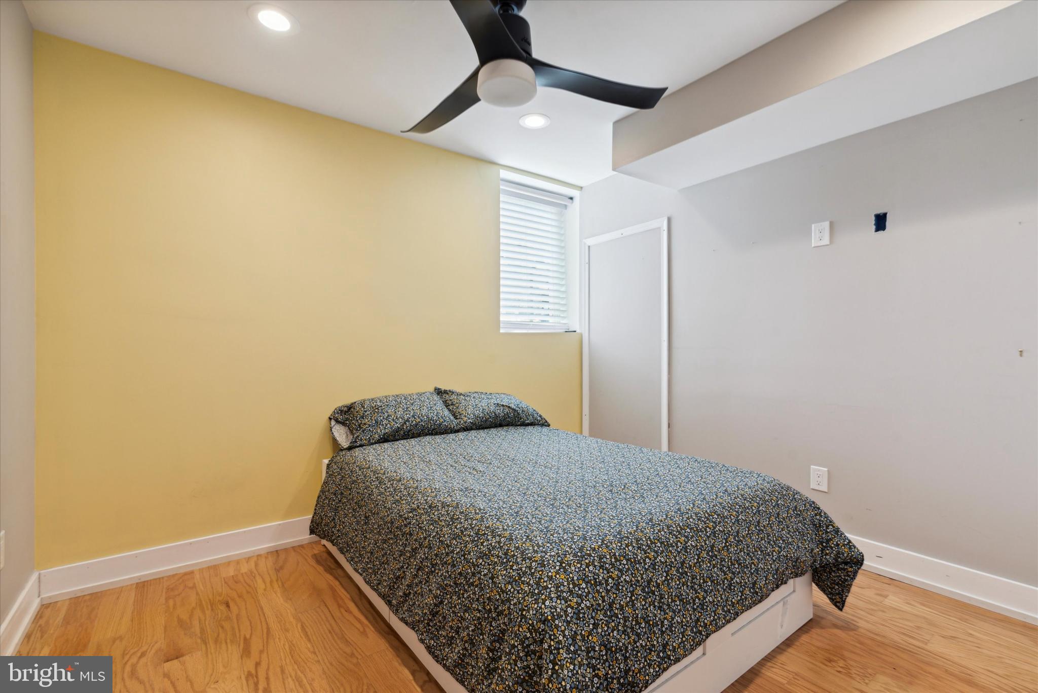 2711 W Jefferson St #1