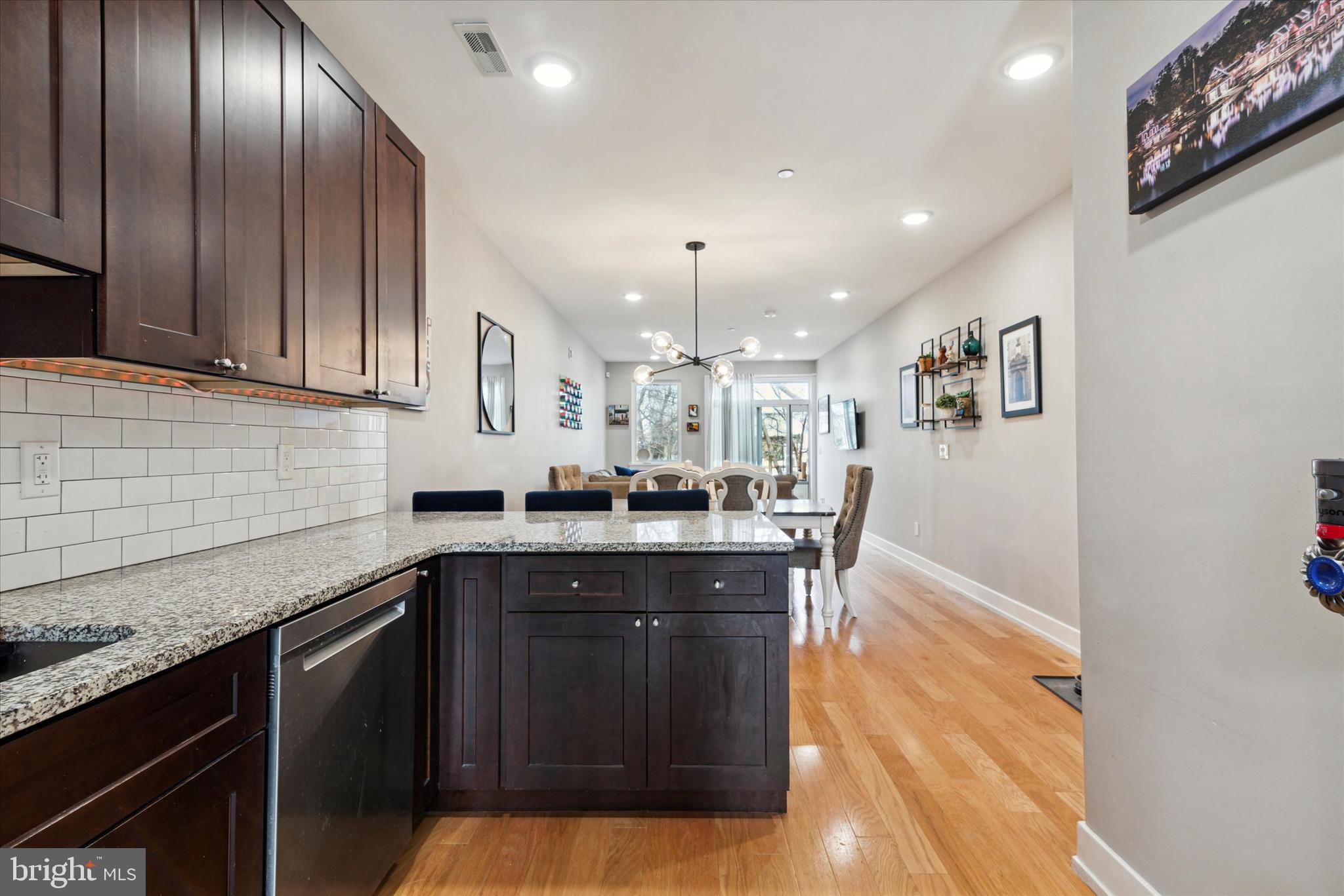 2711 W Jefferson St #1