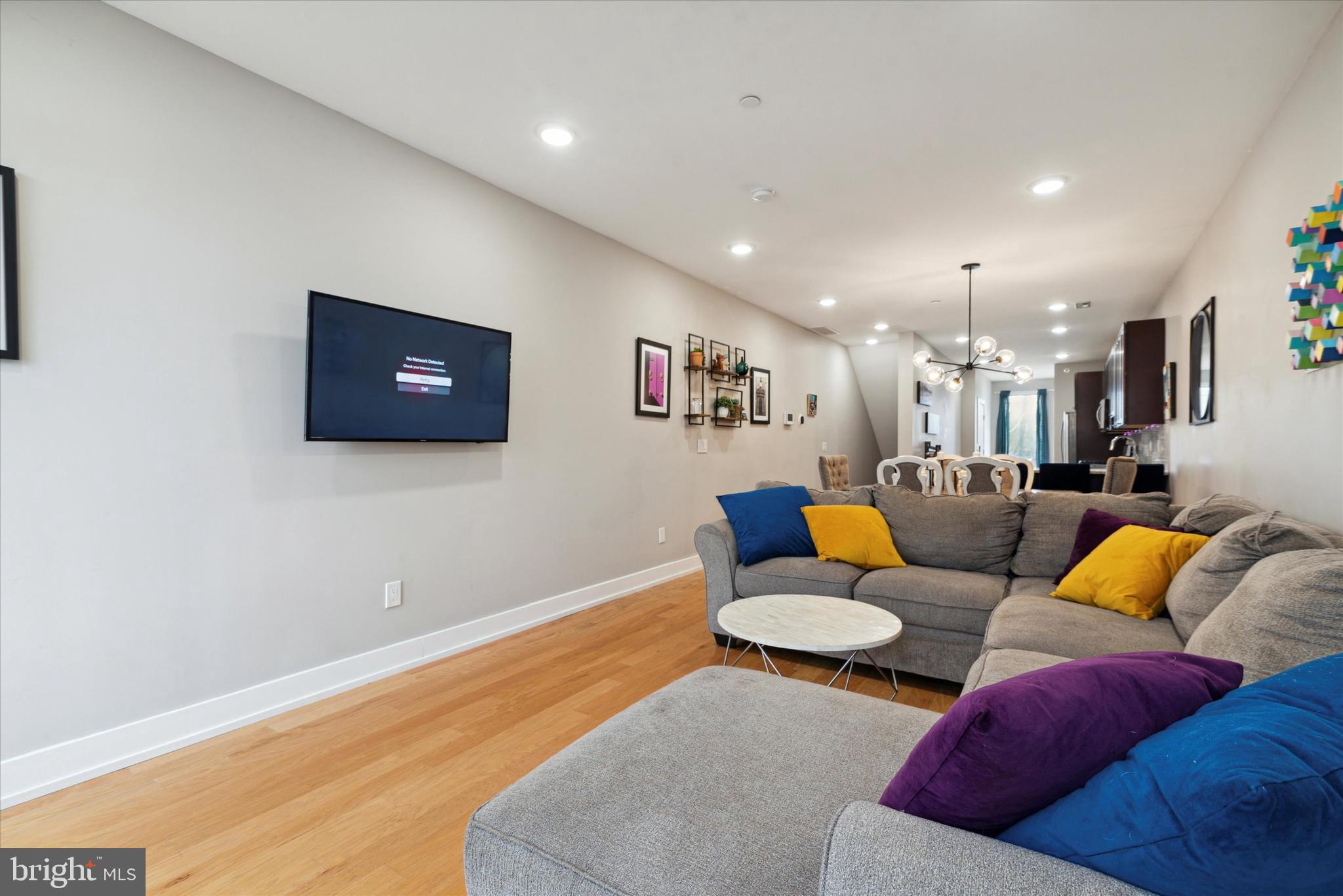 2711 W Jefferson St #1