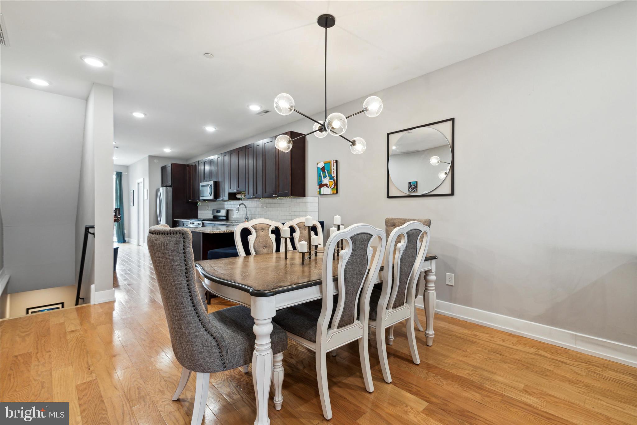 2711 W Jefferson St #1