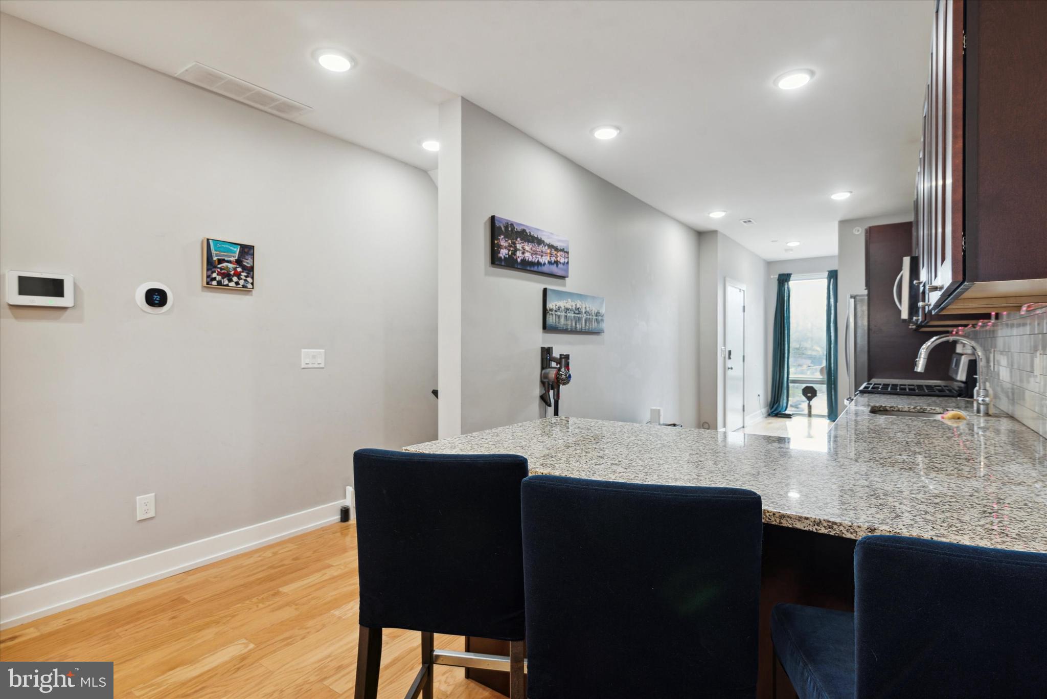 2711 W Jefferson St #1