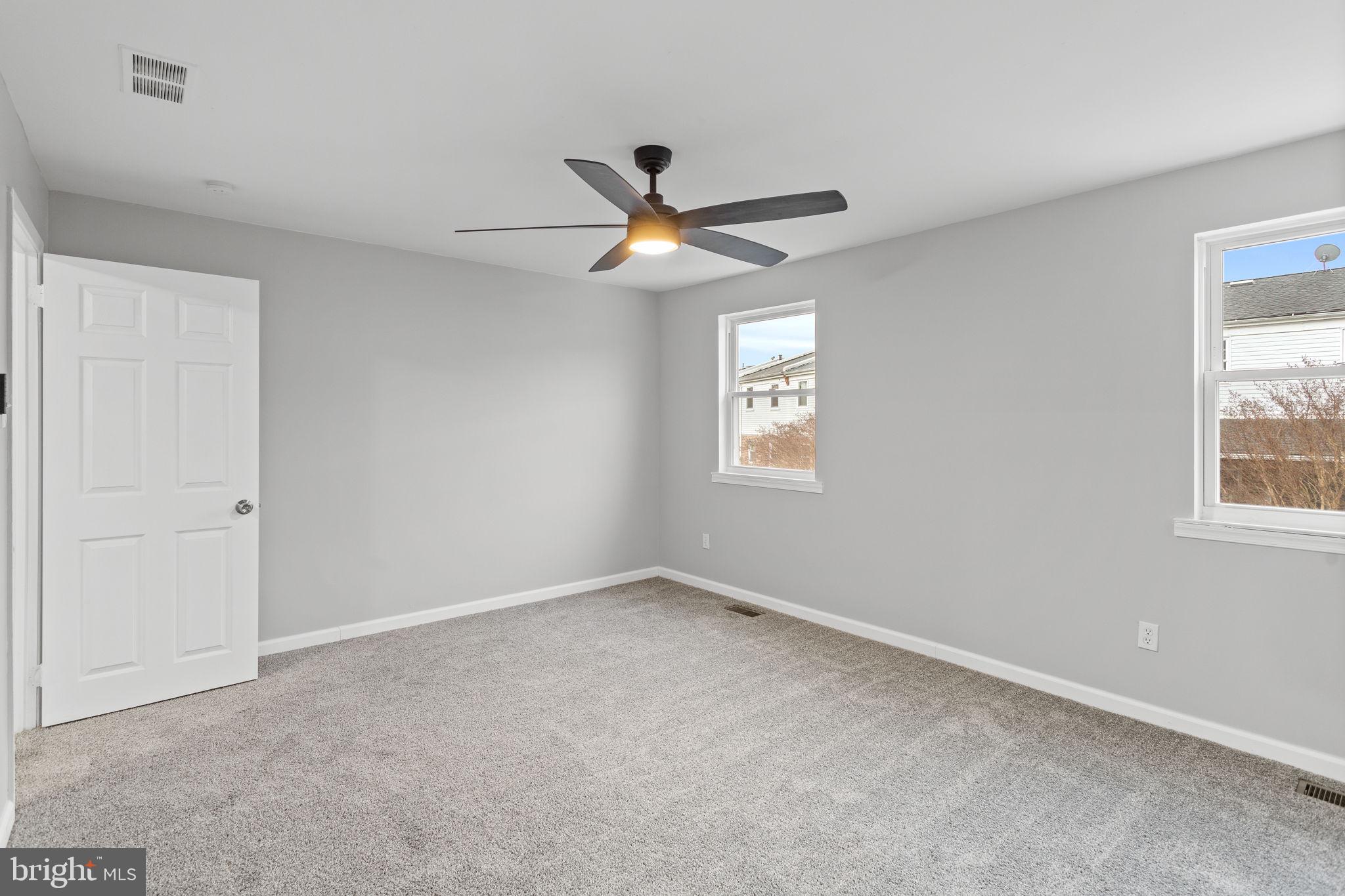 4054 E Cheltenham Ave