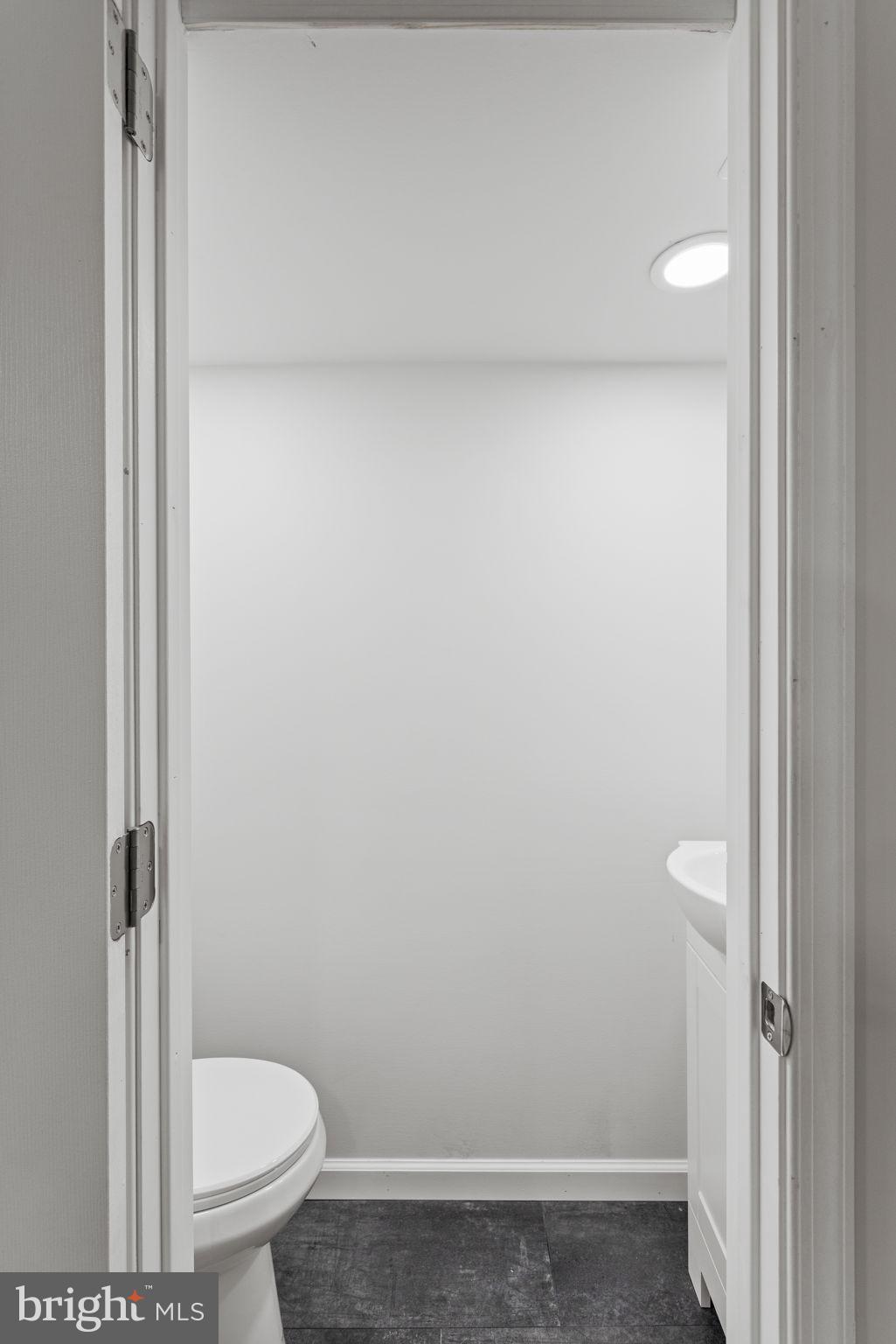 4054 E Cheltenham Ave