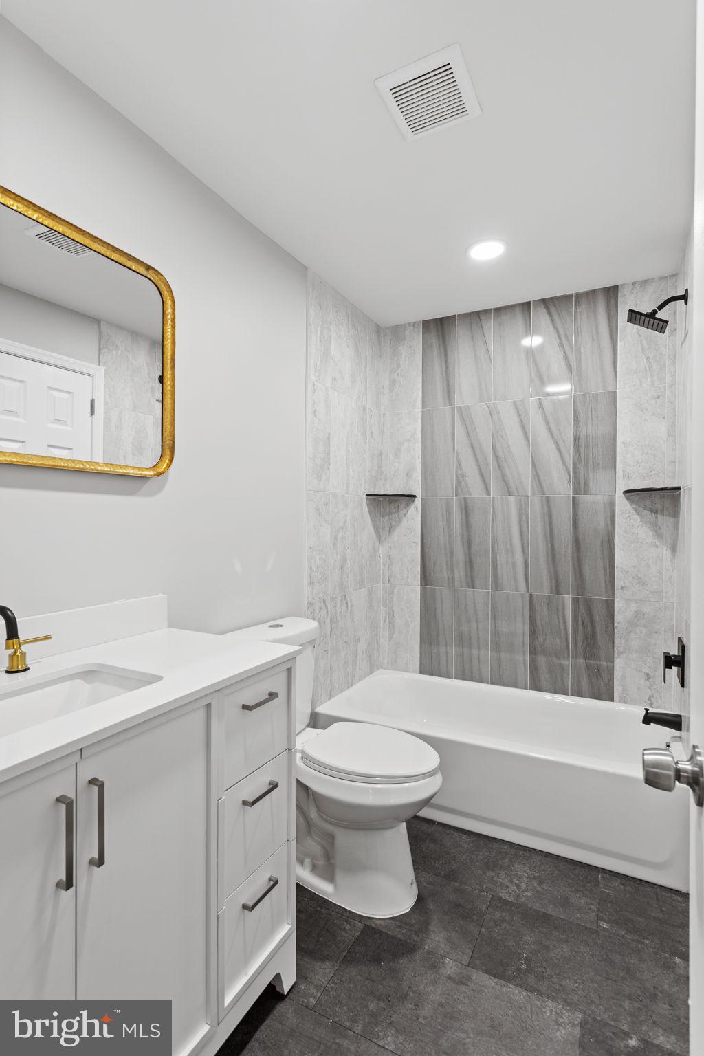 4054 E Cheltenham Ave