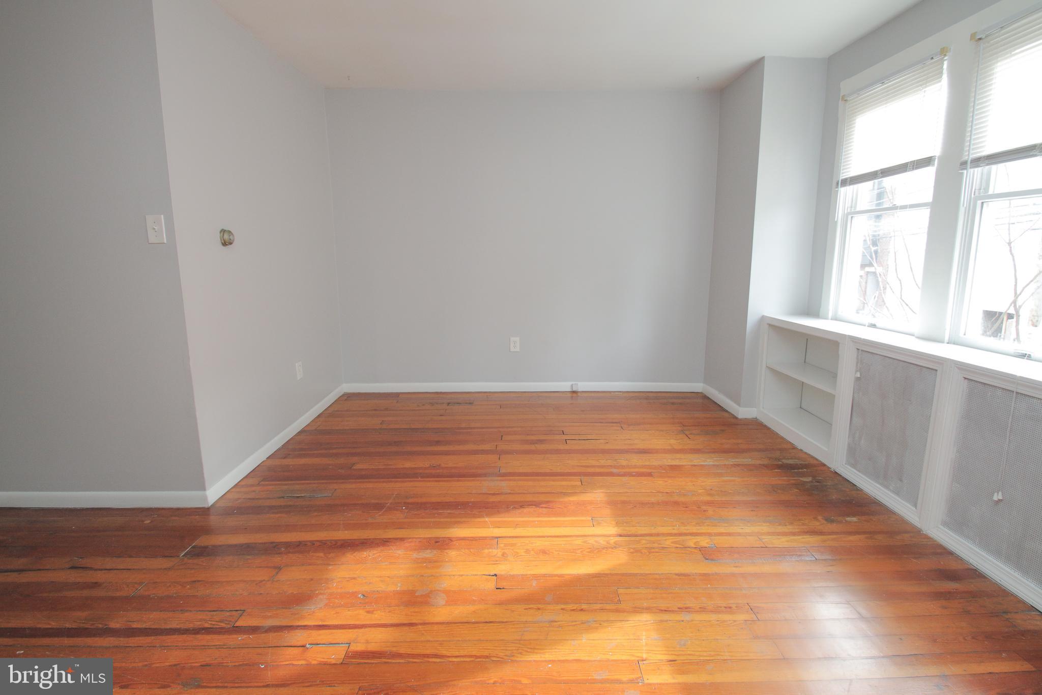 1819 BAINBRIDGE ST #3