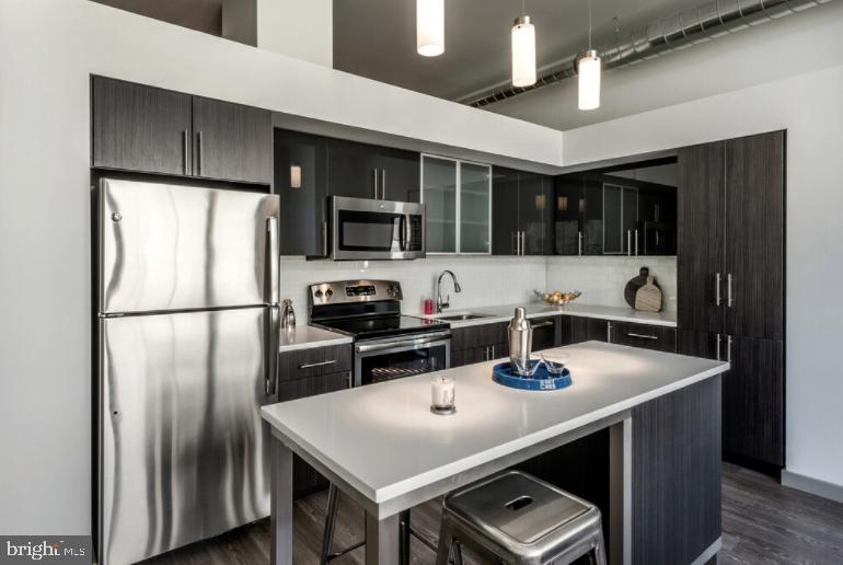 1125 SANSOM ST #1B-524