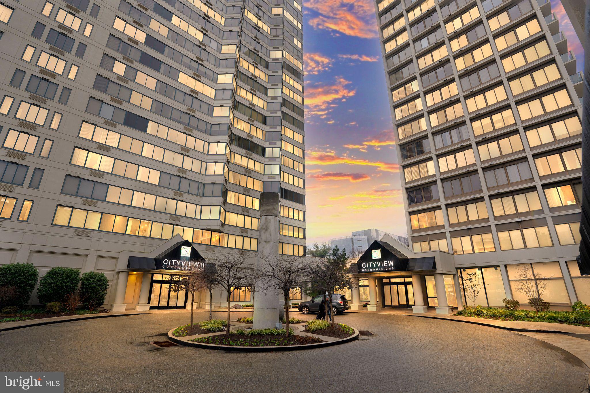 2001 Hamilton St #2305