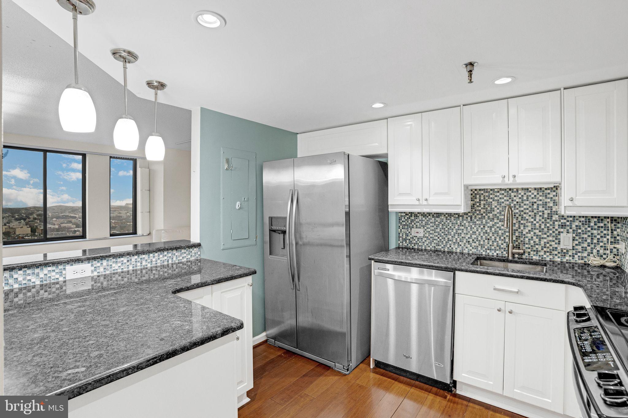 2001 Hamilton St #2305