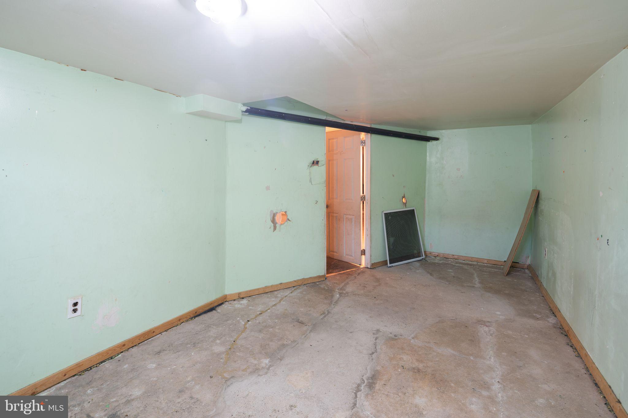 3906 K St