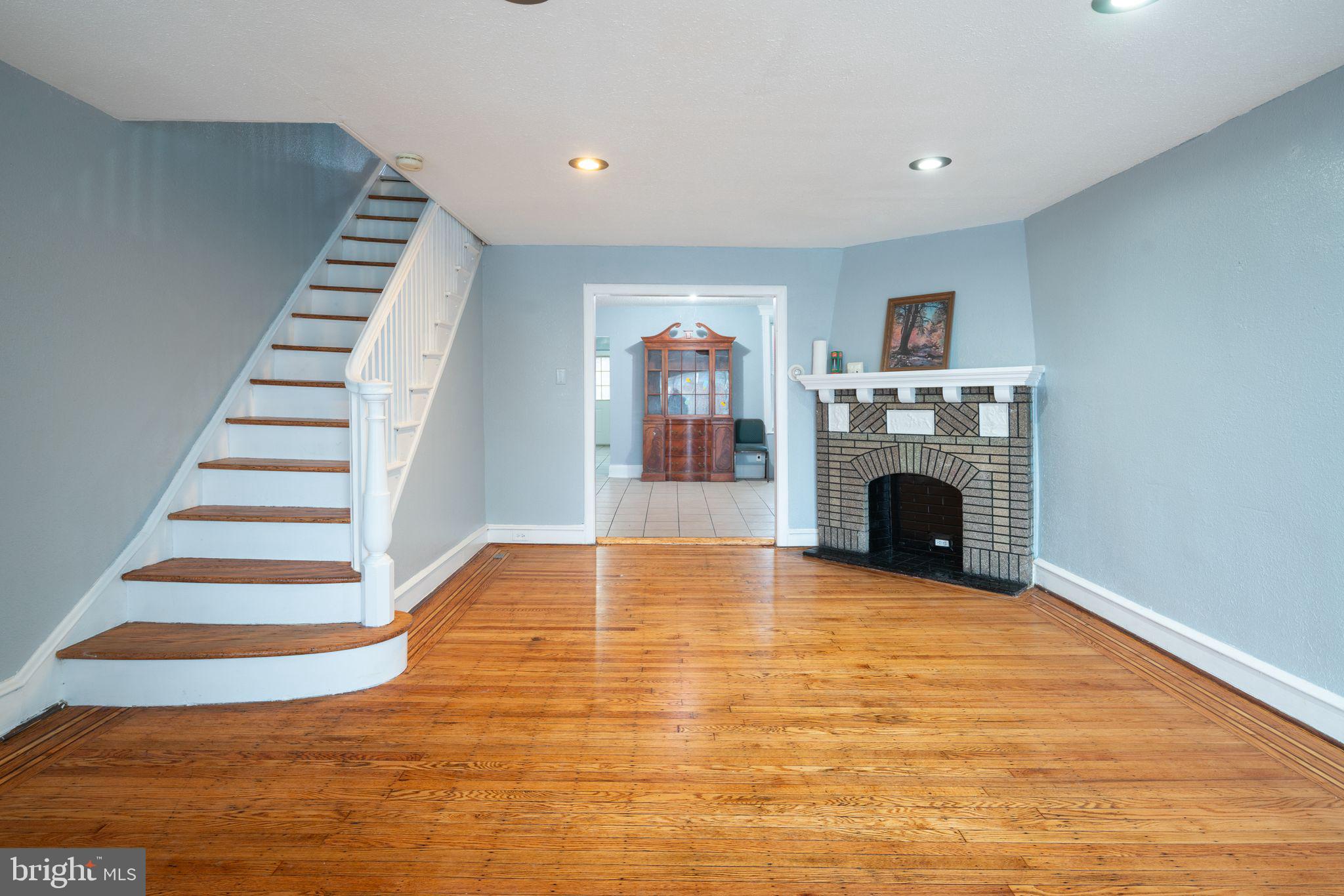 3906 K St