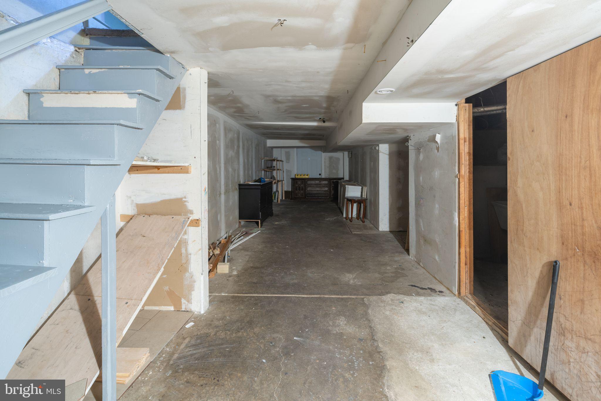 3906 K St