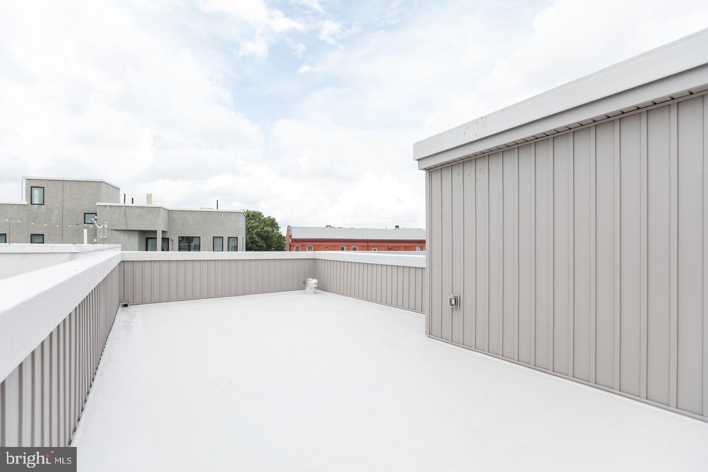 2230 FRANKFORD AVE #2