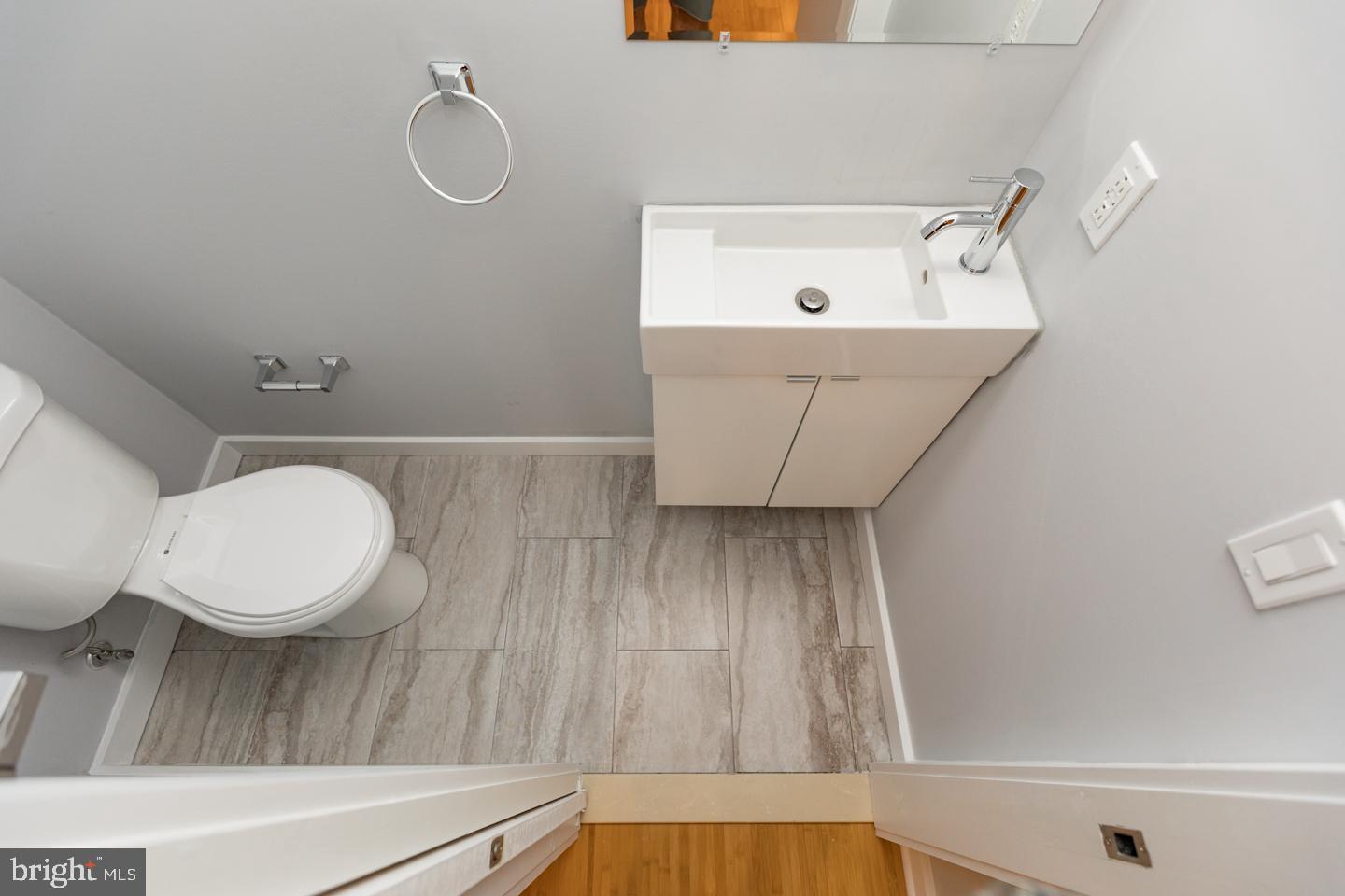 2230 FRANKFORD AVE #2