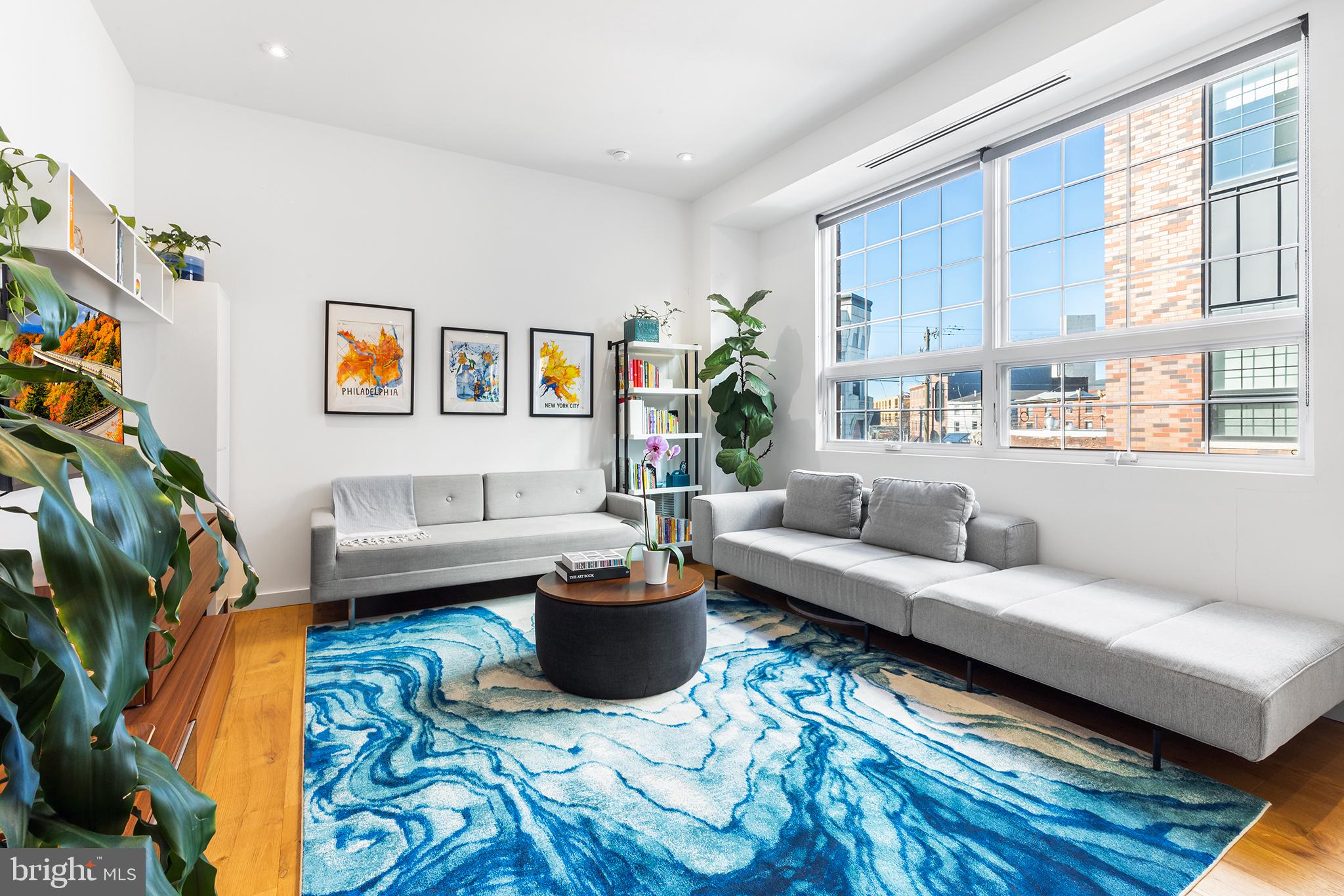 1124 Shackamaxon St #8