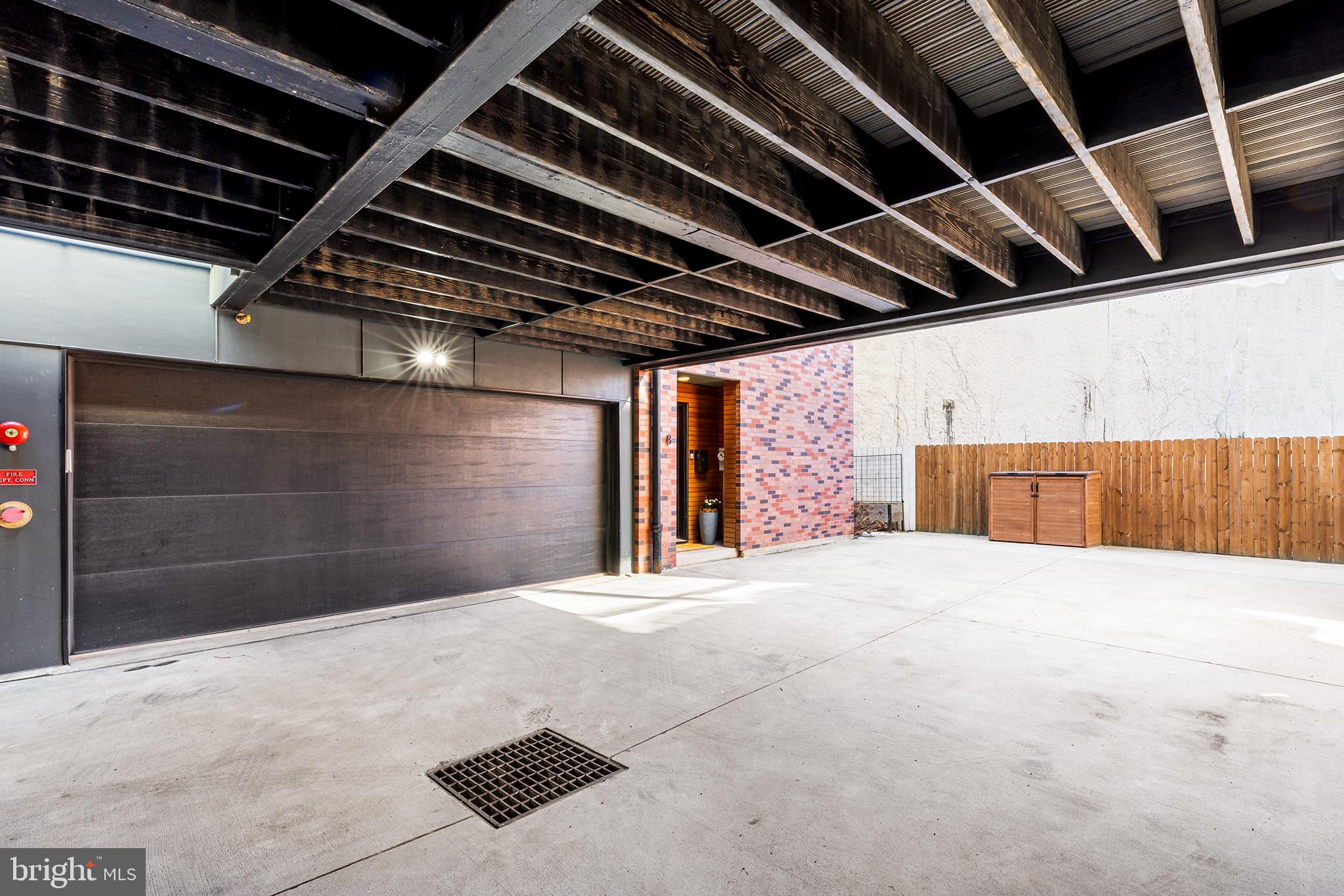 1124 Shackamaxon St #8