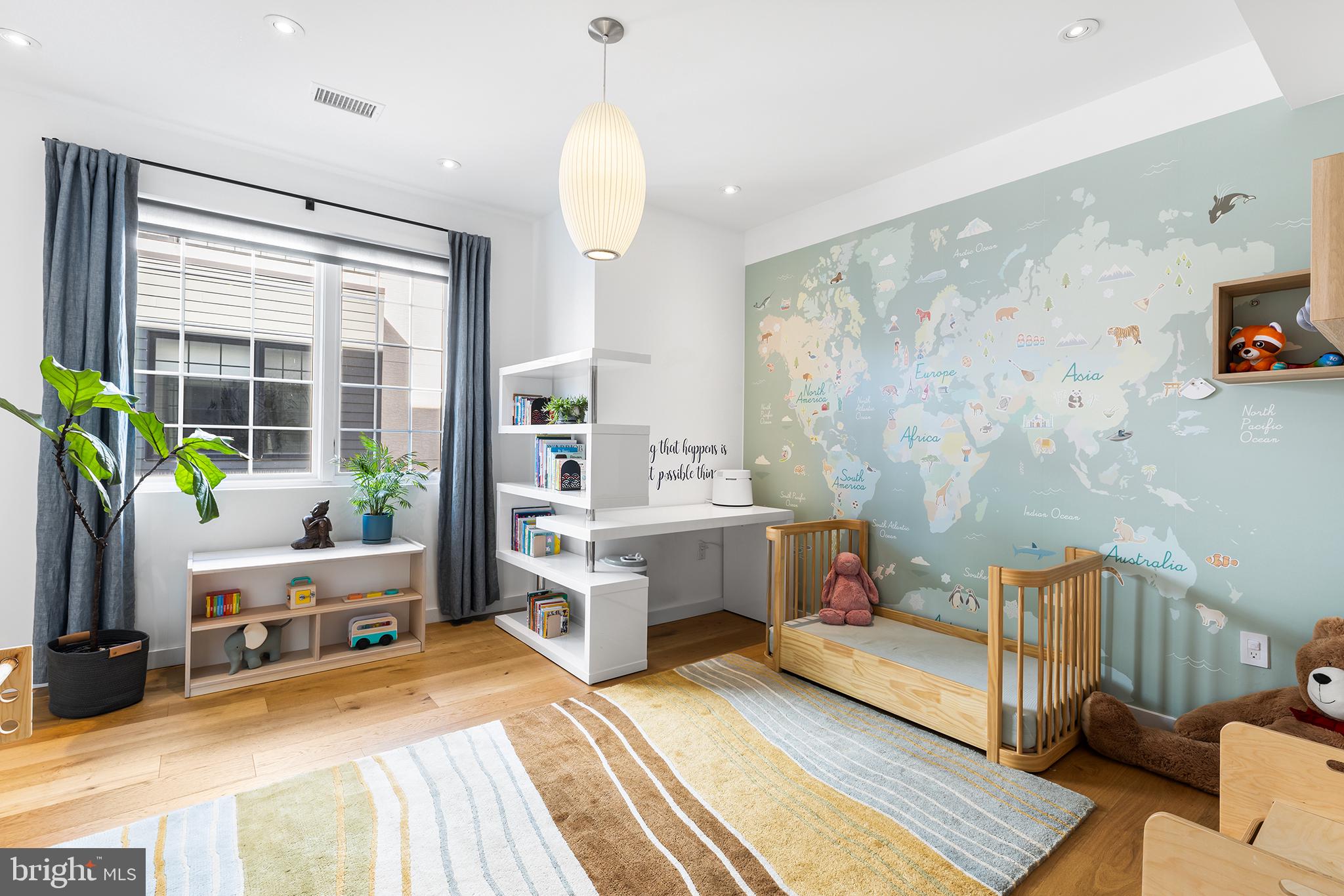 1124 Shackamaxon St #8