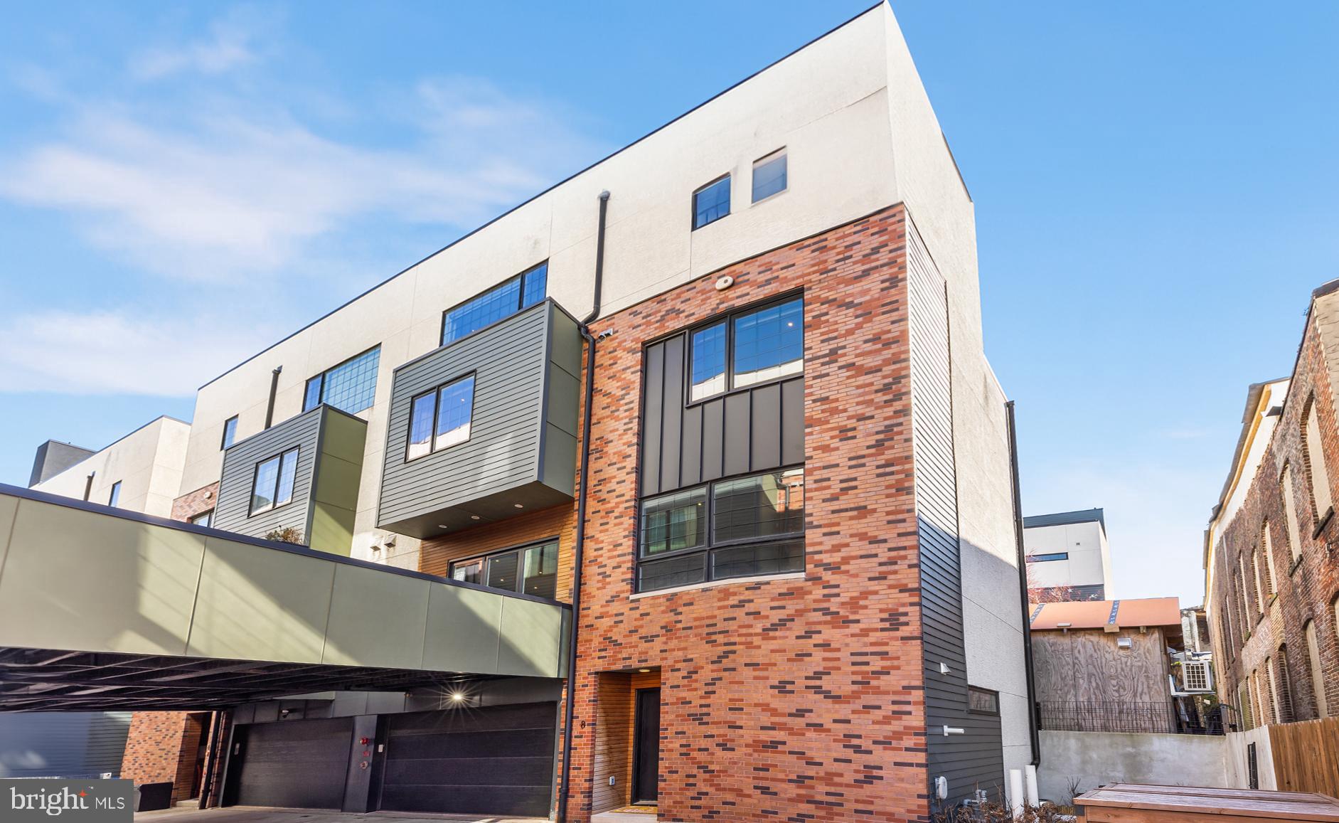 1124 Shackamaxon St #8