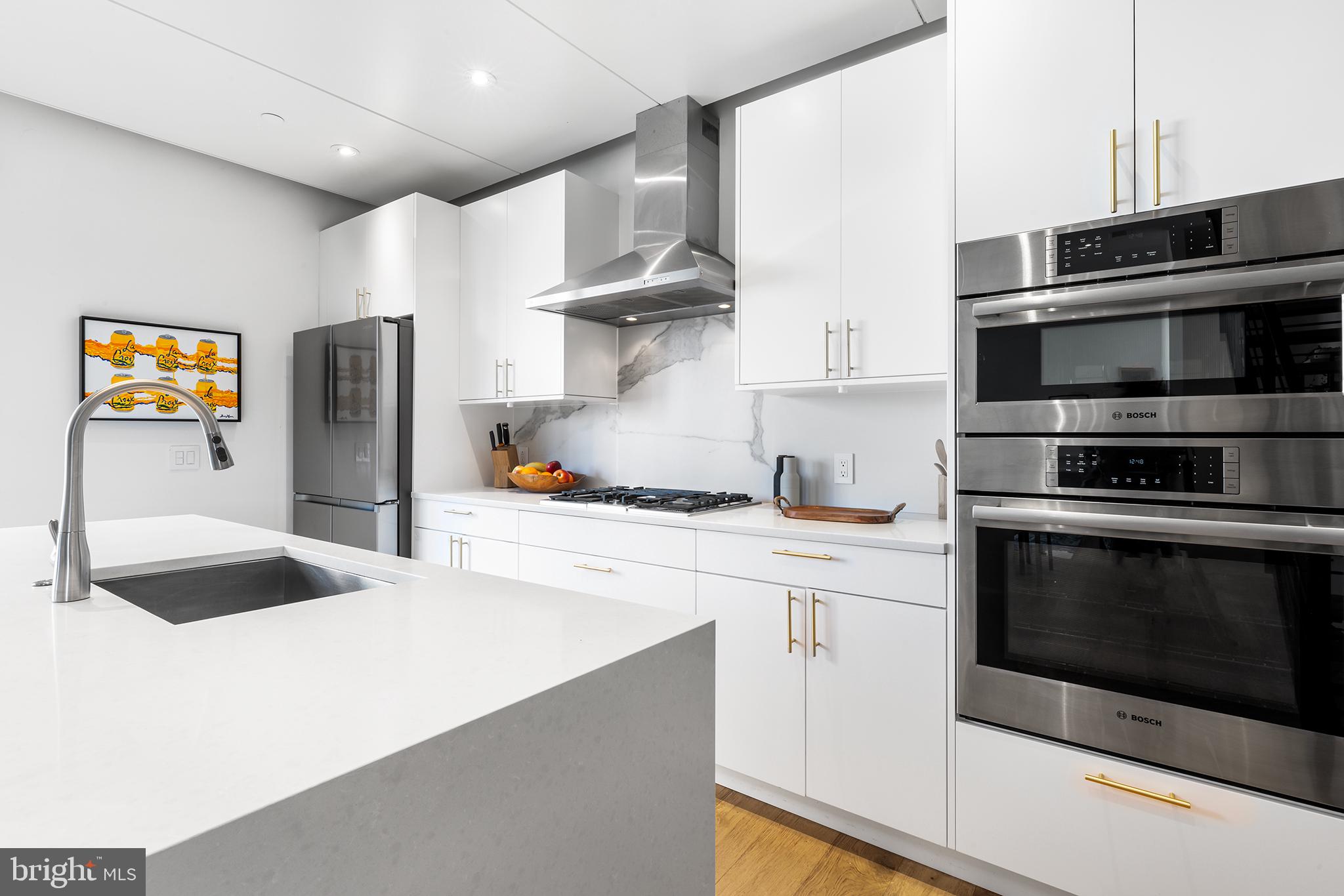 1124 Shackamaxon St #8