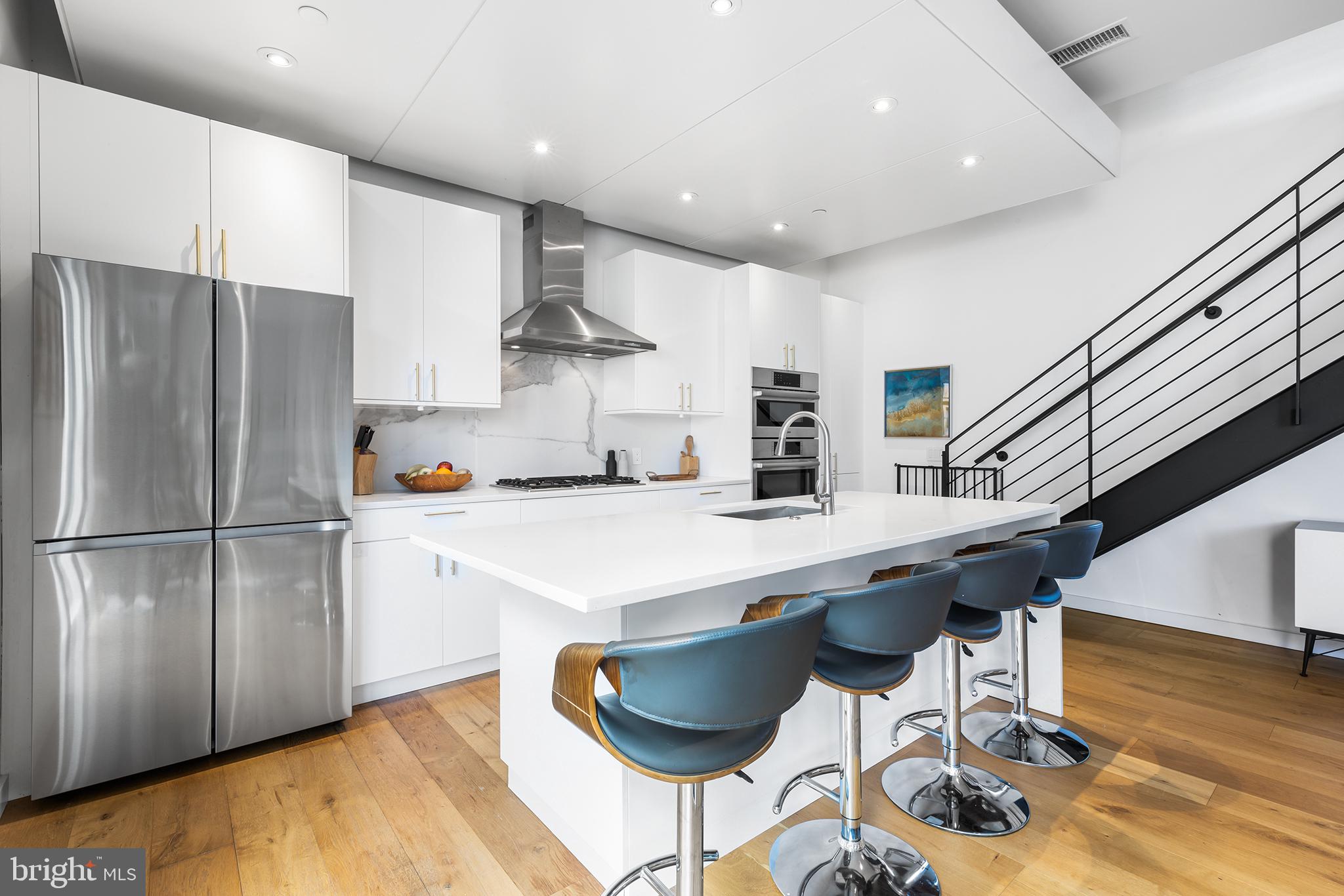 1124 Shackamaxon St #8