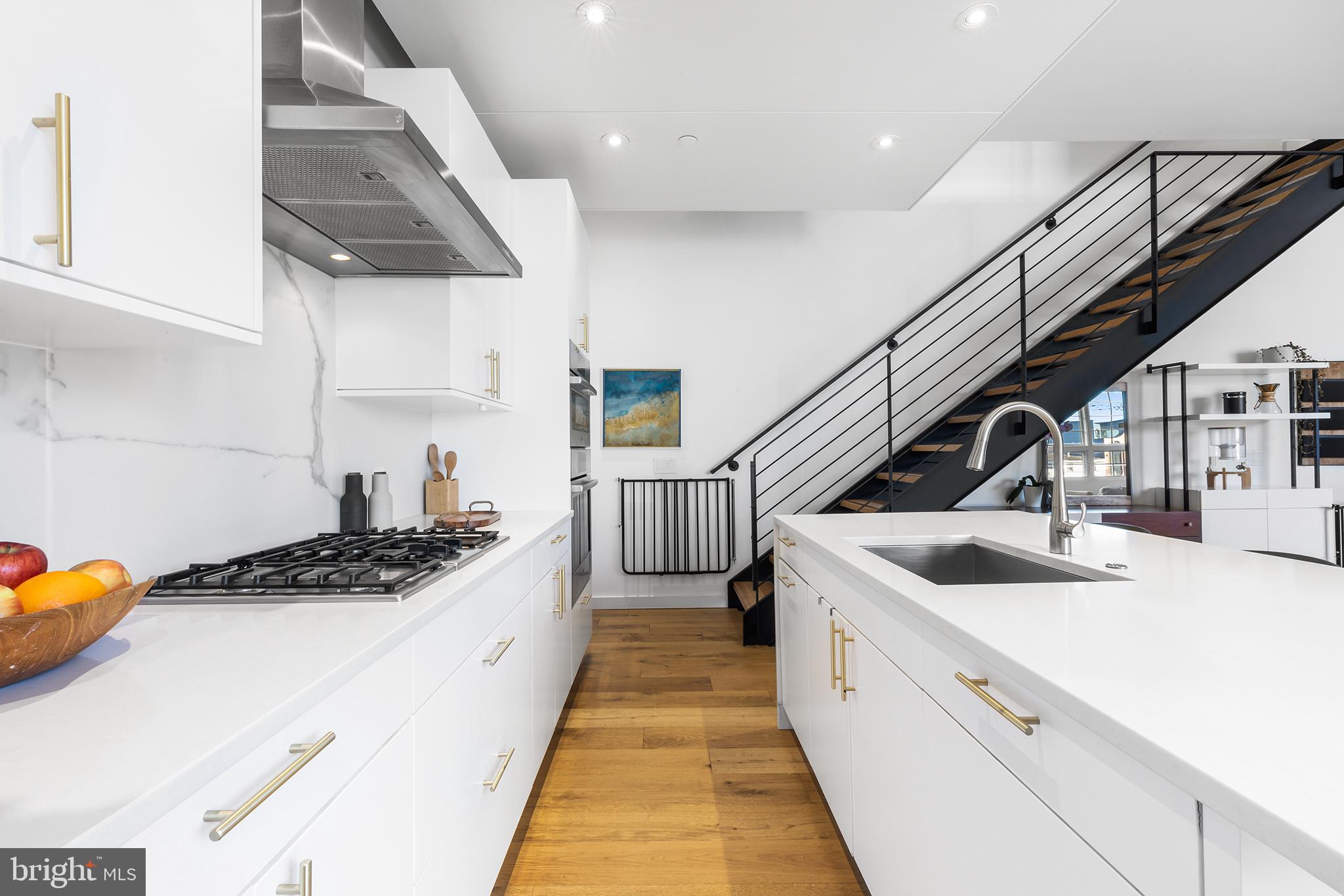 1124 Shackamaxon St #8