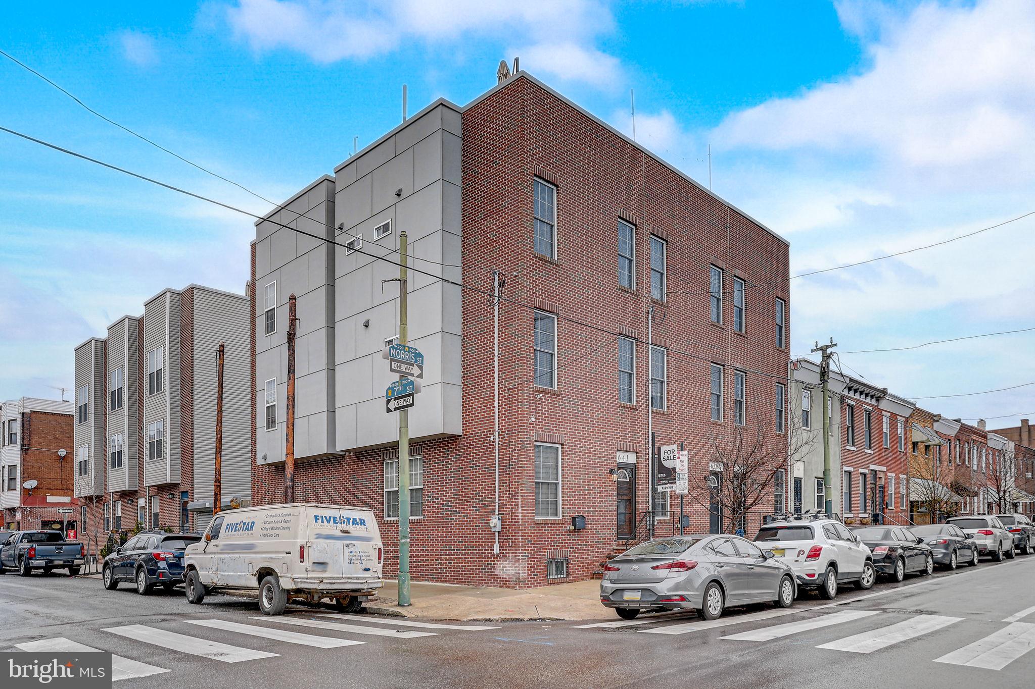 641 Morris St